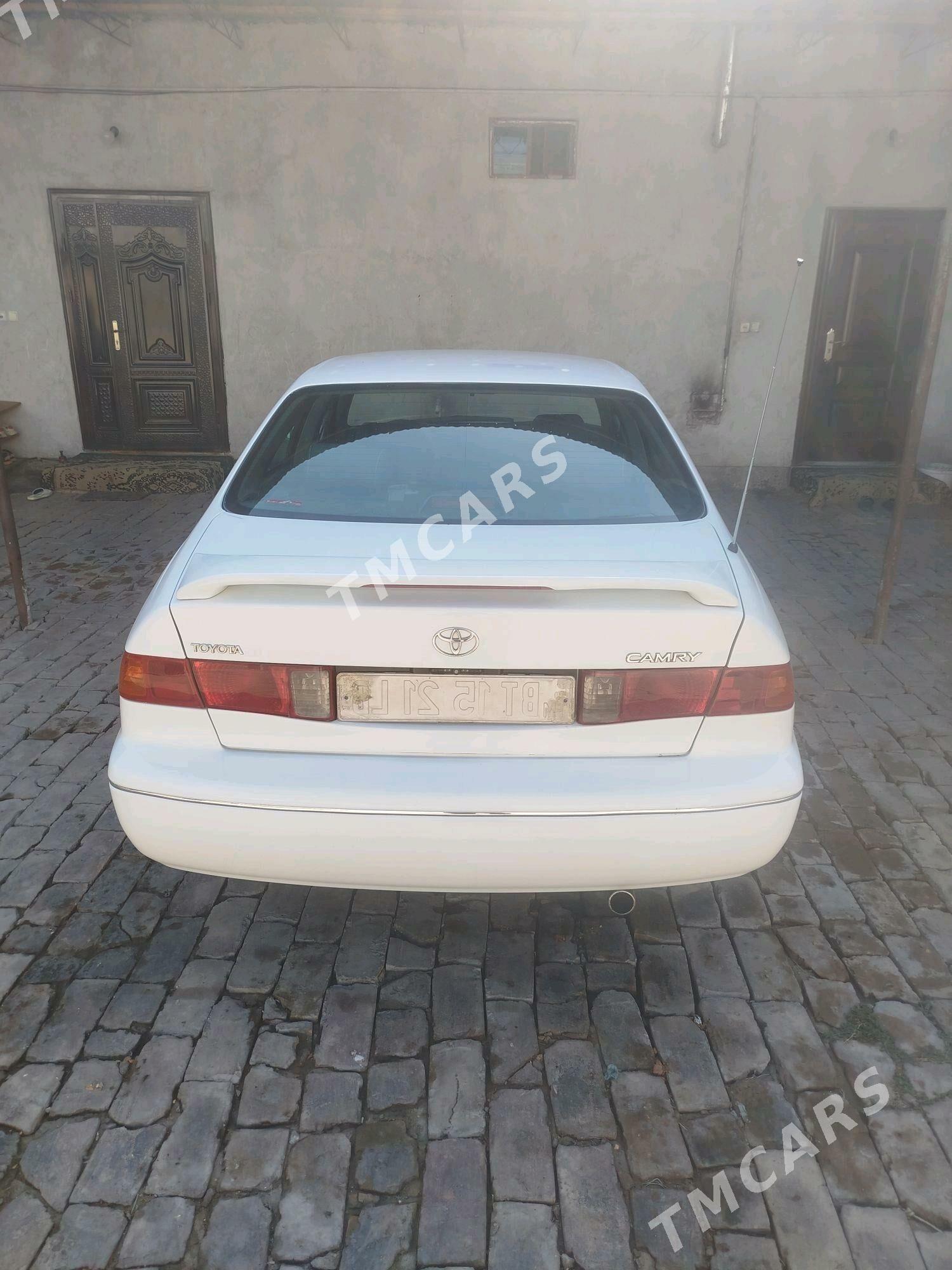 Toyota Camry 2001 - 140 000 TMT - Туркменабат - img 6