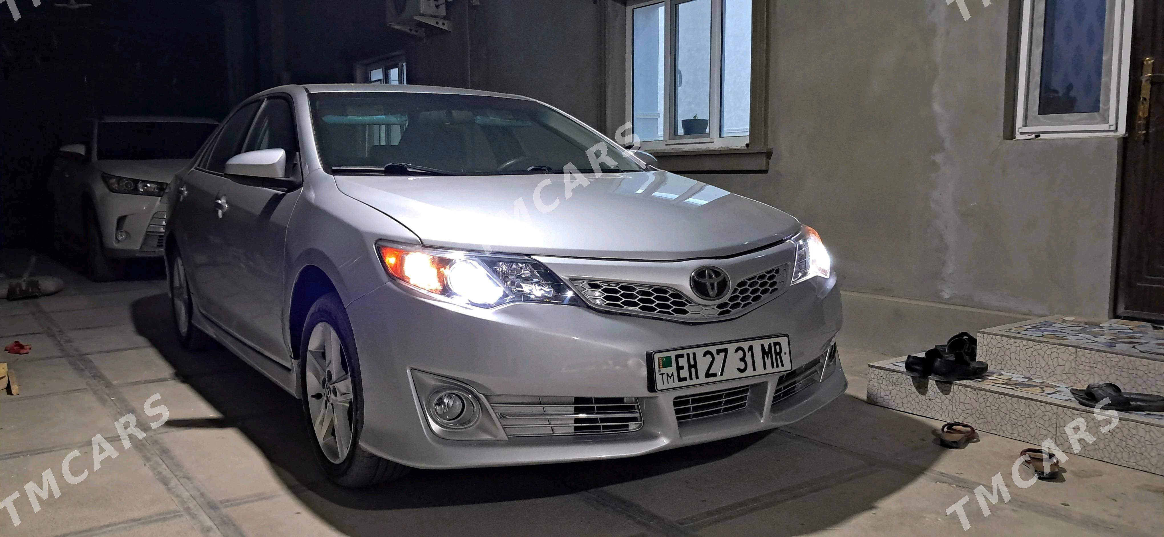 Toyota Camry 2014 - 200 000 TMT - Murgap - img 3