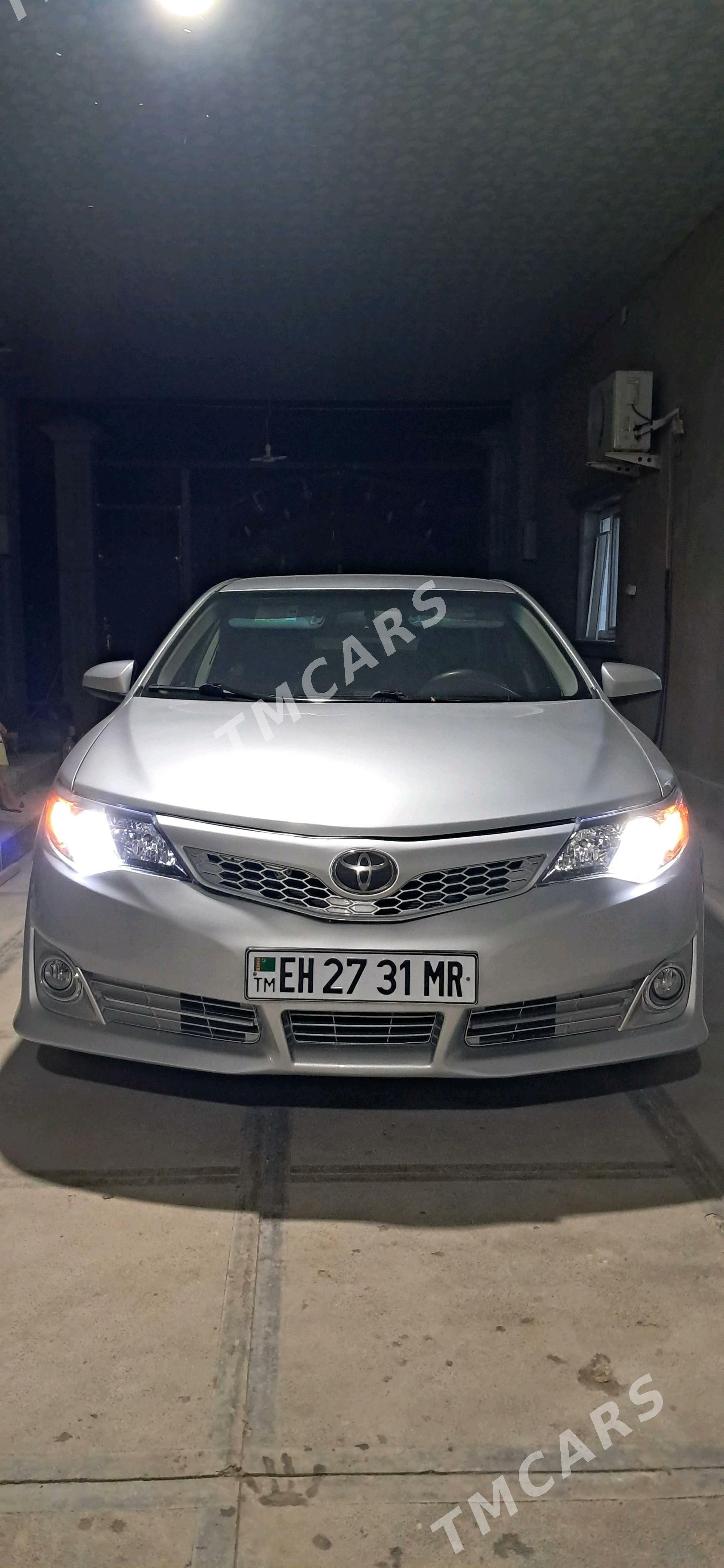 Toyota Camry 2014 - 200 000 TMT - Murgap - img 4