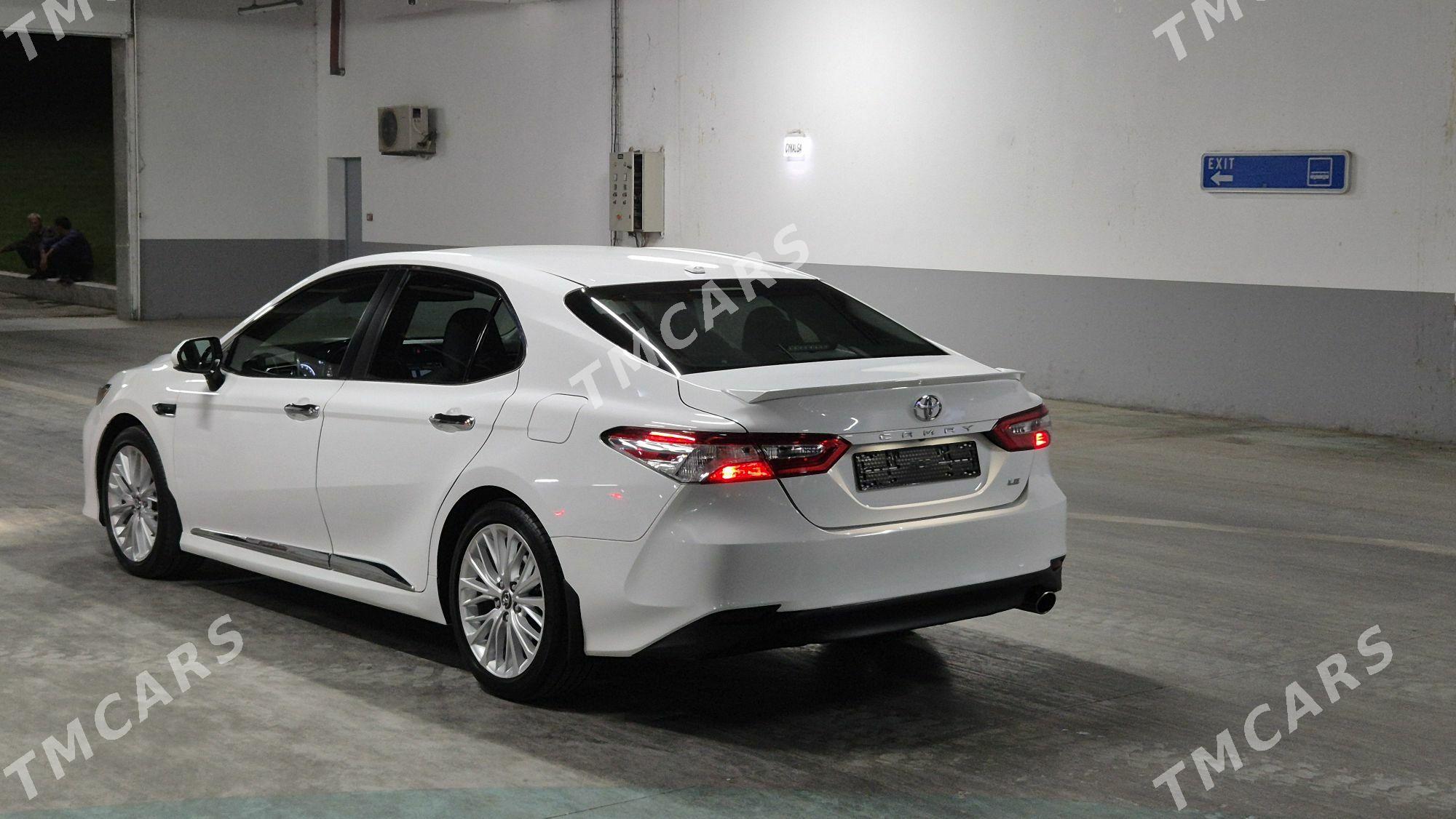 Toyota Camry 2018 - 318 000 TMT - Ашхабад - img 5
