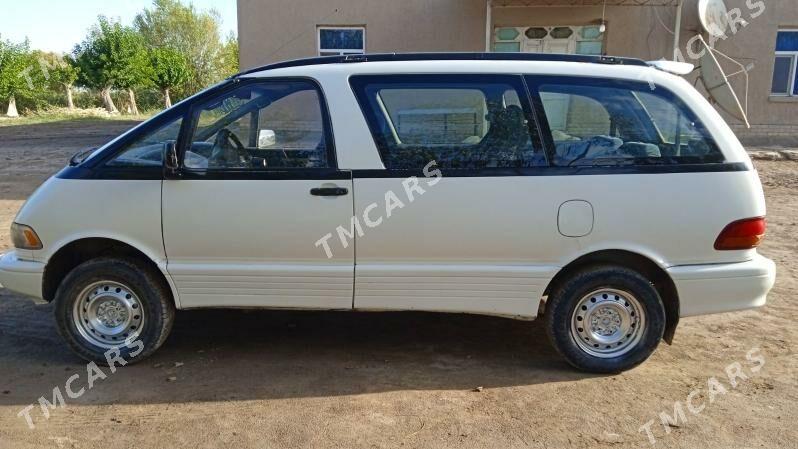 Toyota Previa 1992 - 70 000 TMT - етр. Туркменбаши - img 2