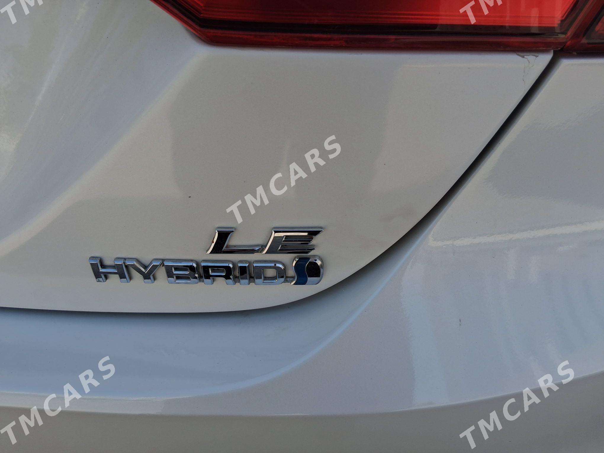 Toyota Camry 2021 - 245 000 TMT - Aşgabat - img 2