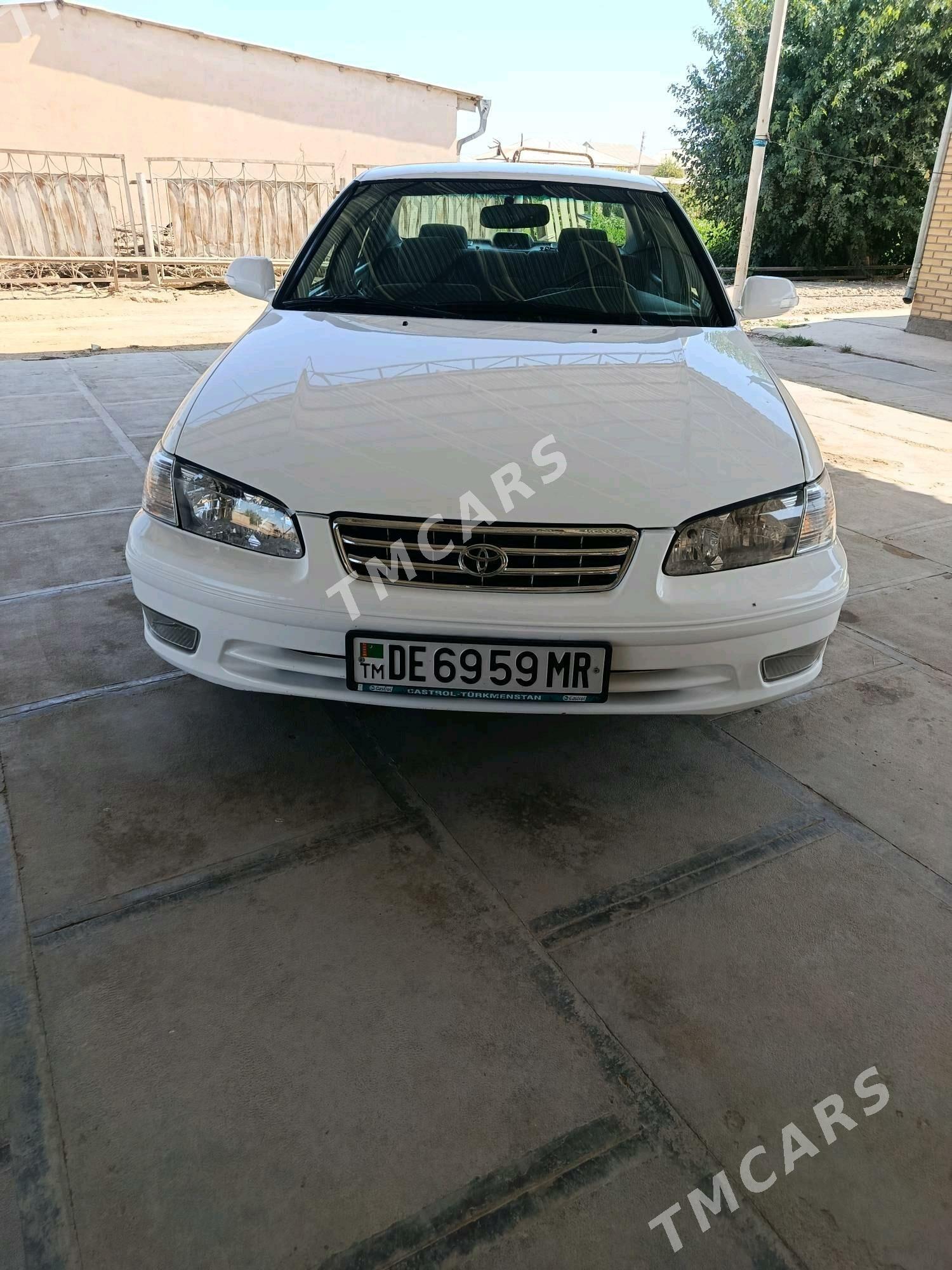 Toyota Camry 2000 - 140 000 TMT - Wekilbazar - img 2