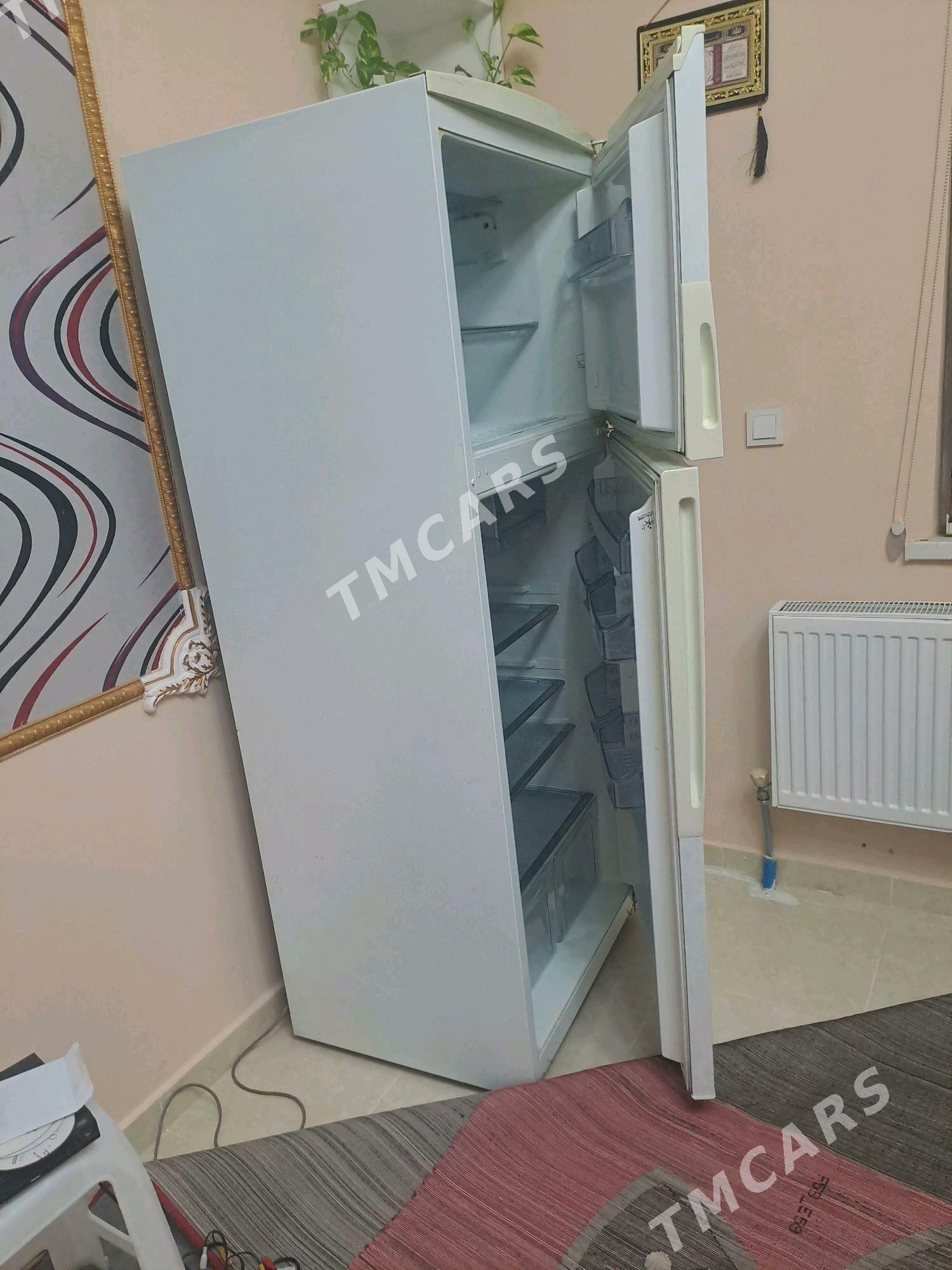 holodilnik vestel - Мир 8 - img 2