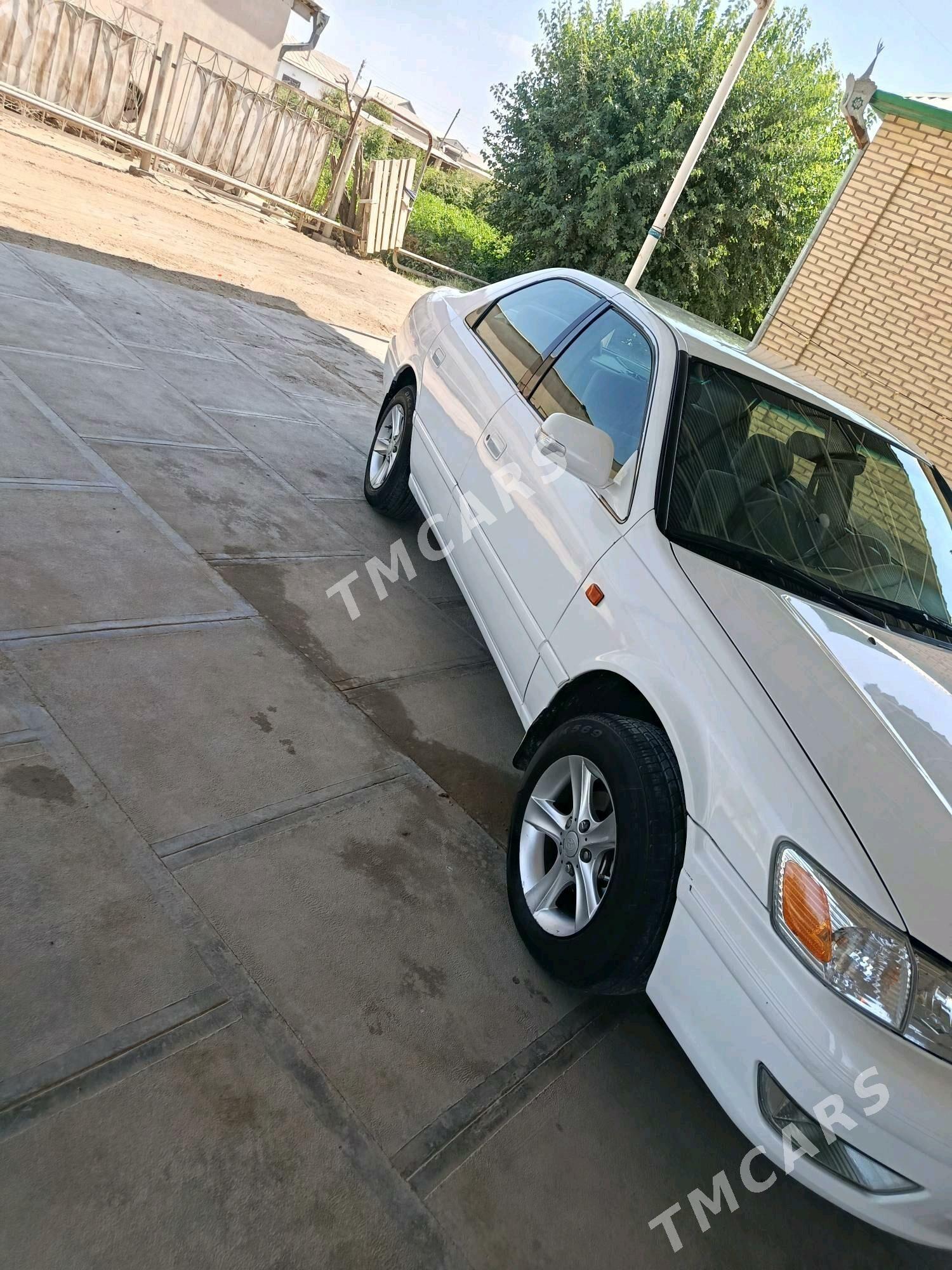 Toyota Camry 2000 - 140 000 TMT - Wekilbazar - img 5