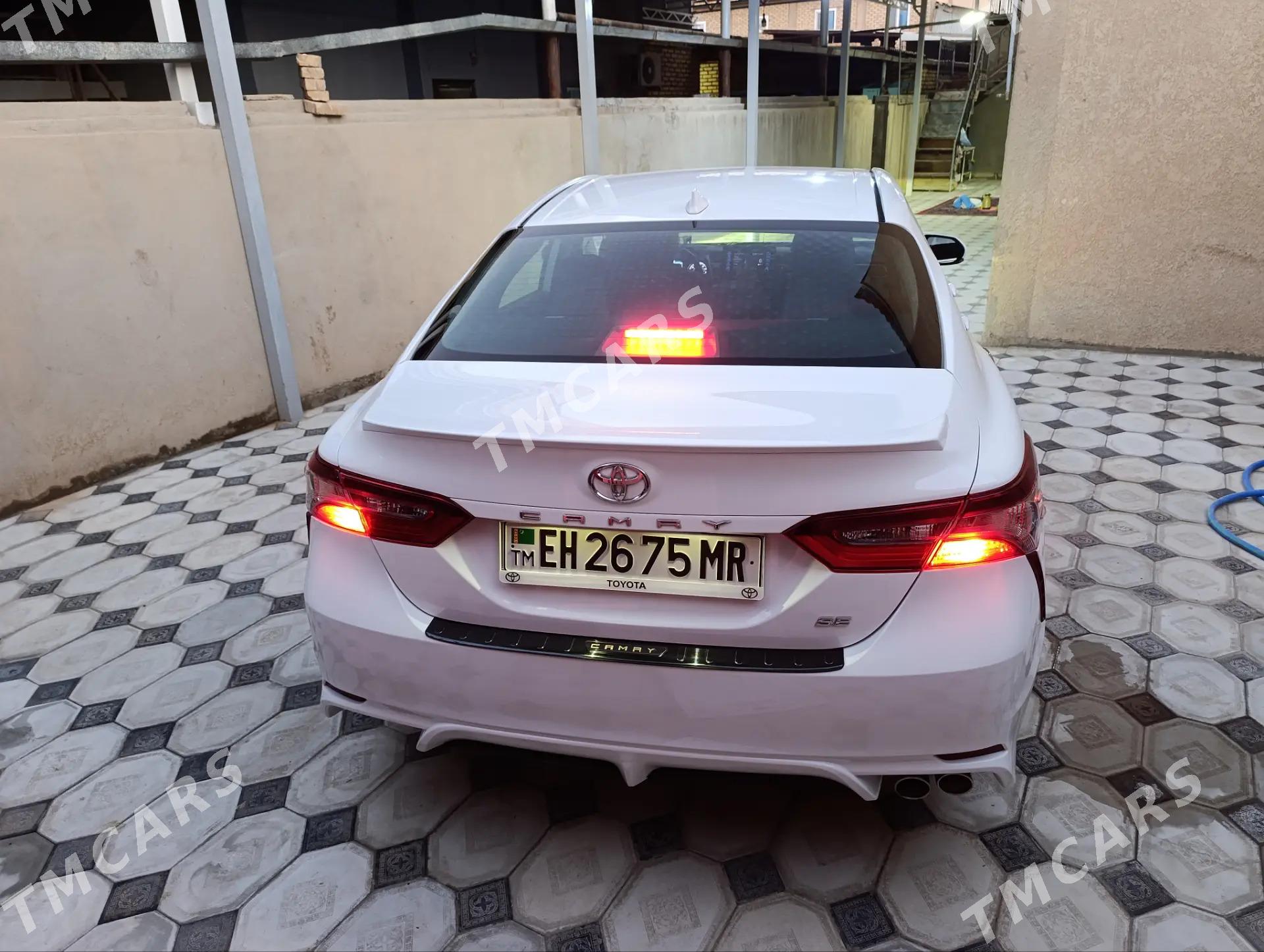 Toyota Camry 2022 - 320 000 TMT - Şatlyk - img 10