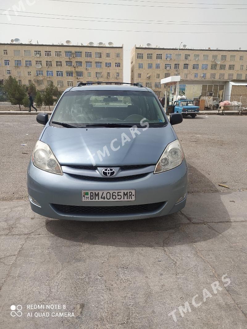 Toyota Sienna 2008 - 270 000 TMT - Мары - img 3
