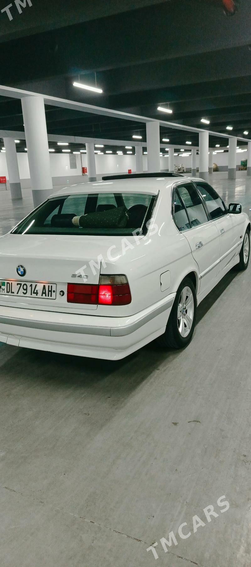 BMW E34 1993 - 55 000 TMT - Aşgabat - img 3