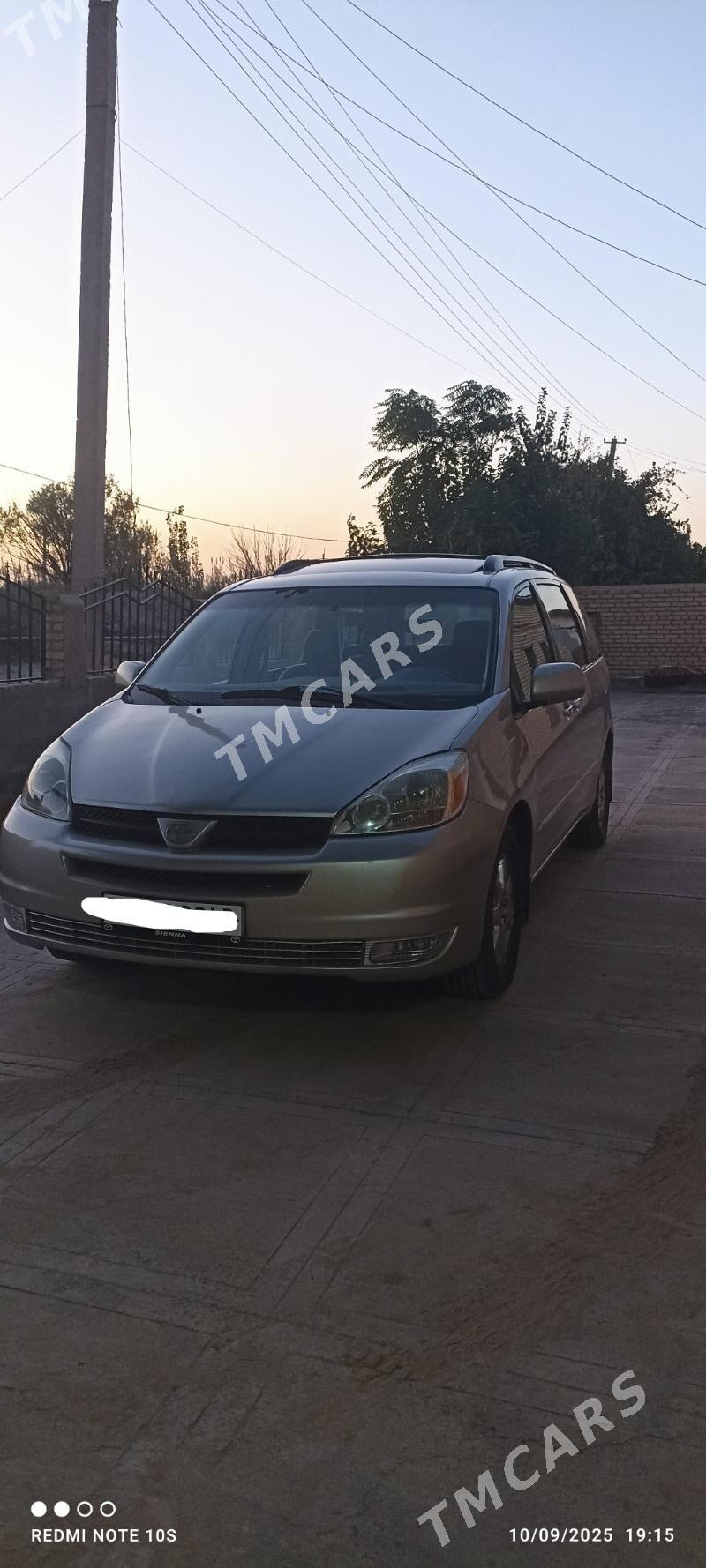 Toyota Sienna 2004 - 210 000 TMT - Гарабекевюл - img 3
