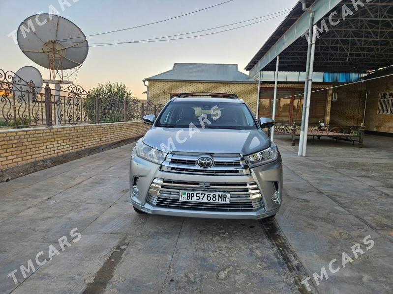 Toyota Highlander 2019 - 420 000 TMT - Байрамали - img 3