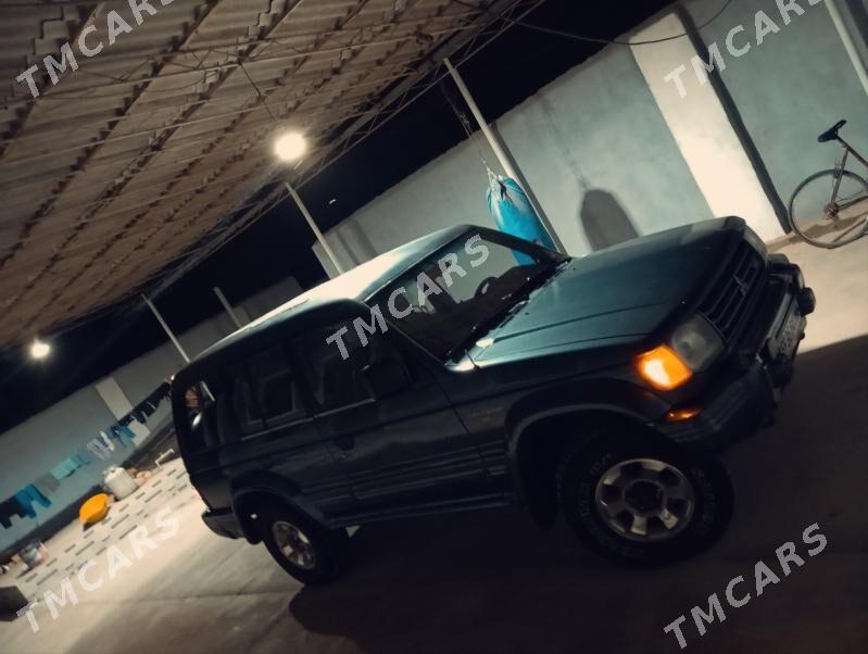 Mitsubishi Montero 1995 - 67 000 TMT - Ёлётен - img 10