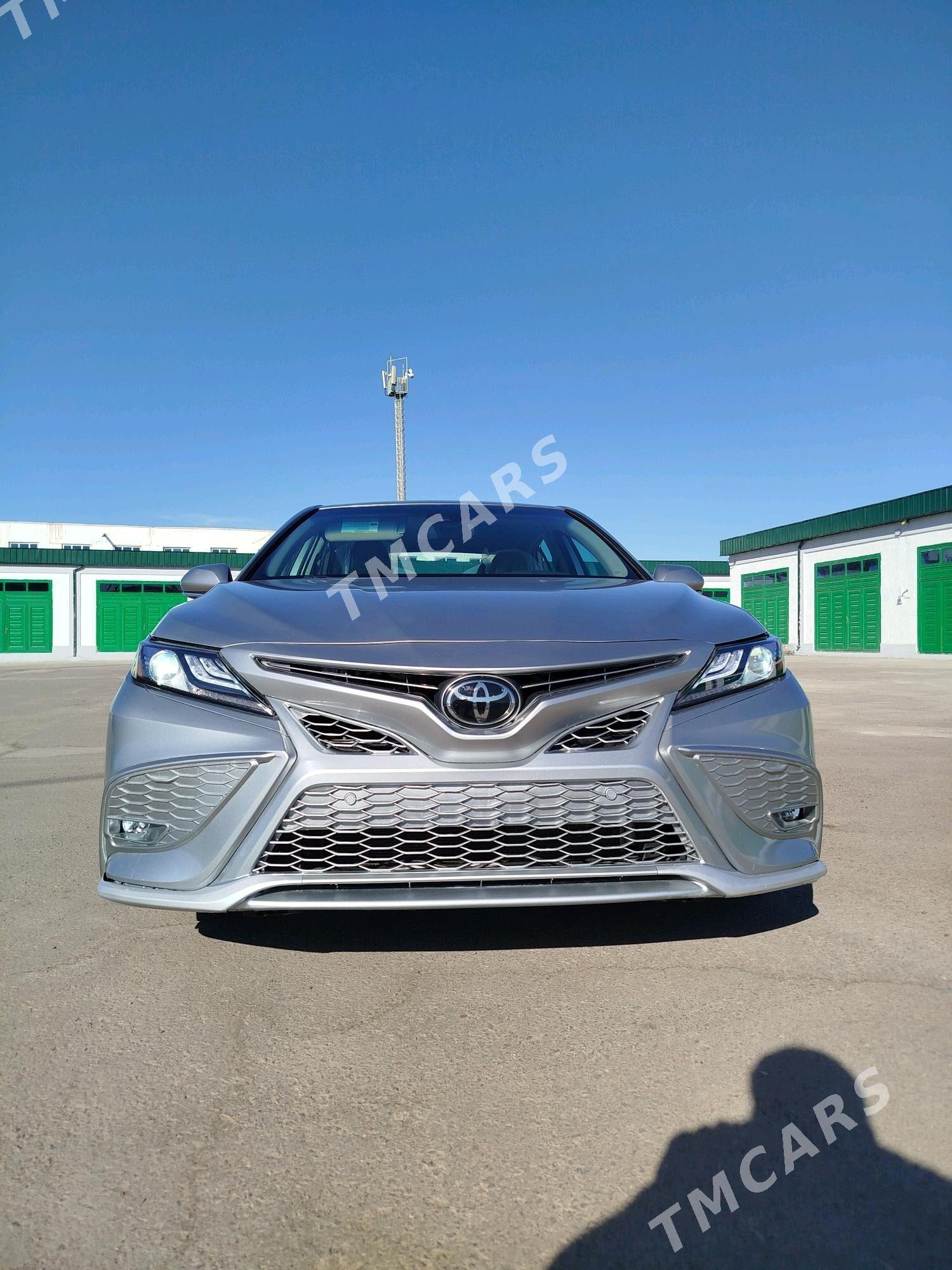 Toyota Camry 2022 - 320 000 TMT - Дашогуз - img 4