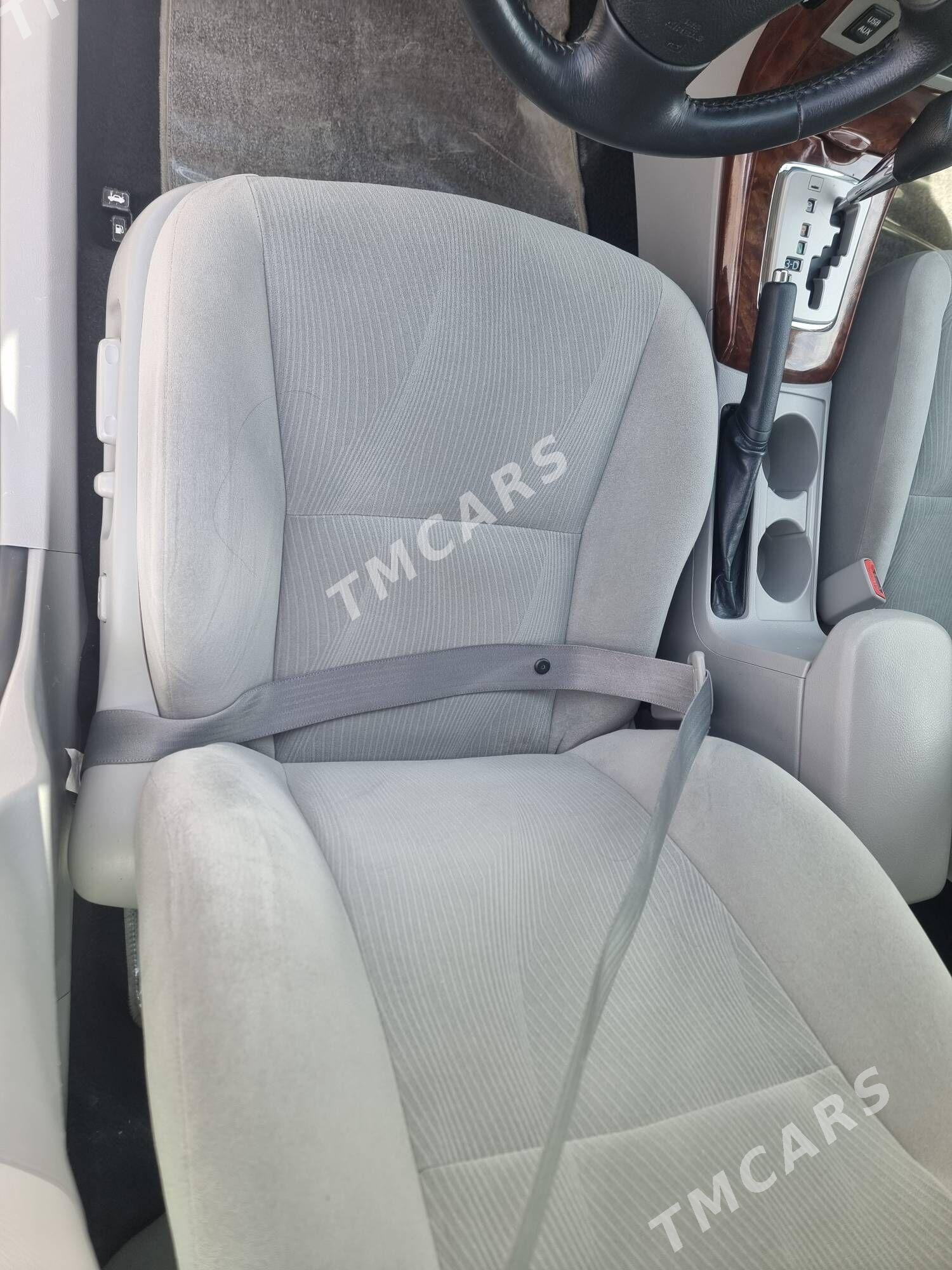 Toyota Corolla 2013 - 207 000 TMT - Ашхабад - img 2