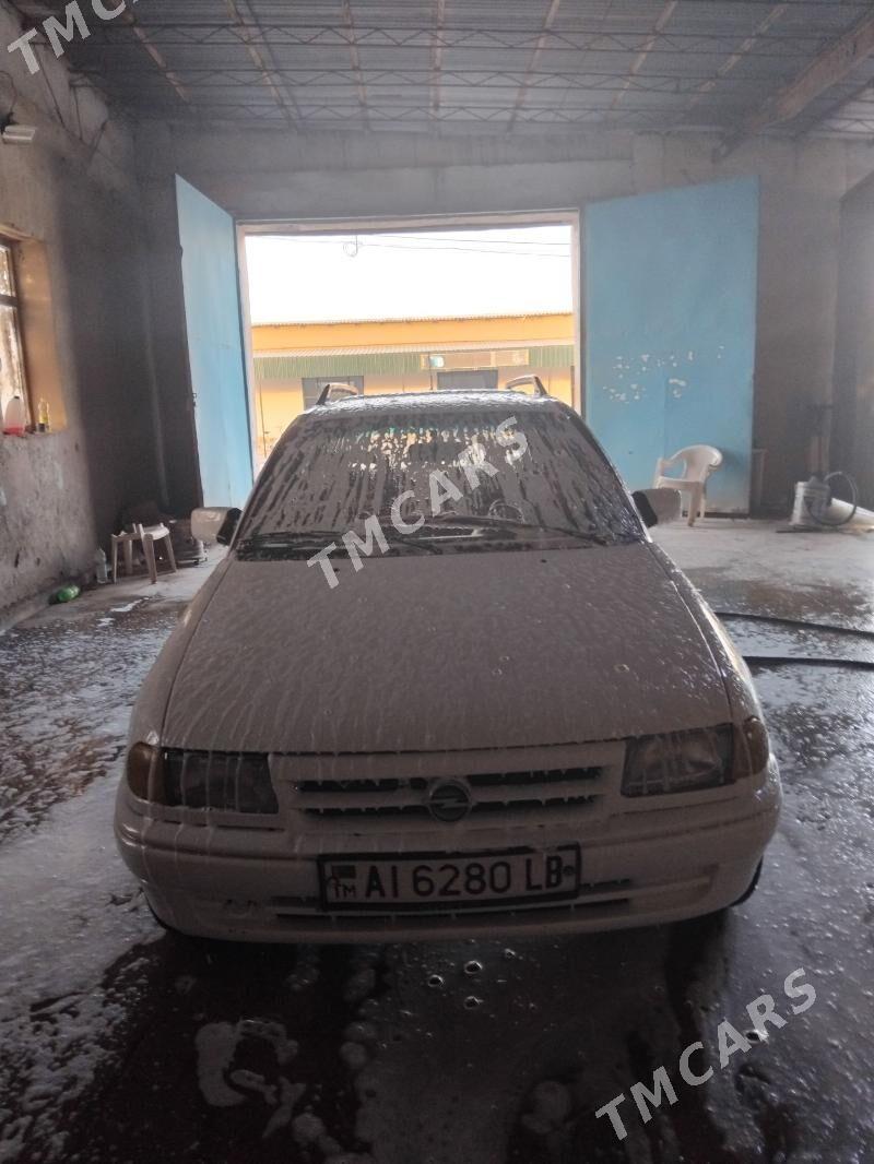 Opel Astra 1993 - 65 000 TMT - Сакар - img 5