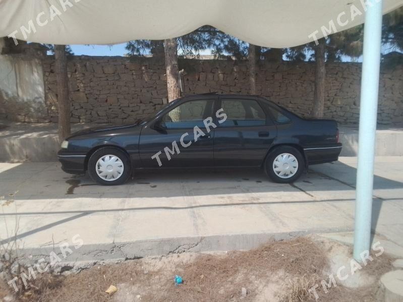 Opel Vectra 1992 - 48 000 TMT - Magdanly - img 6