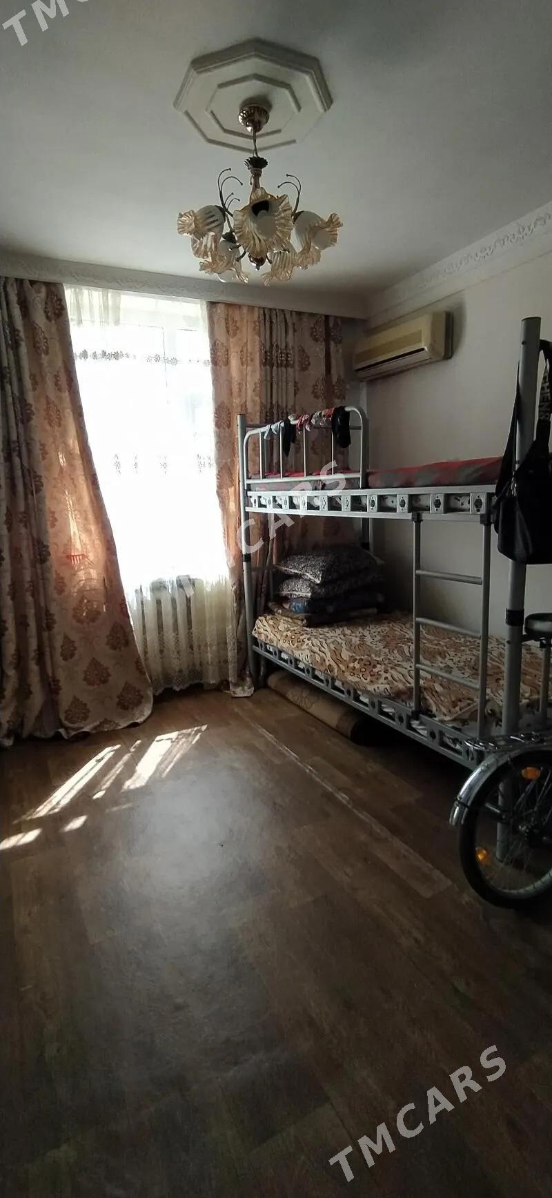 3 mkr 3/3 etaz 3 komnat - 3 мкр - img 5