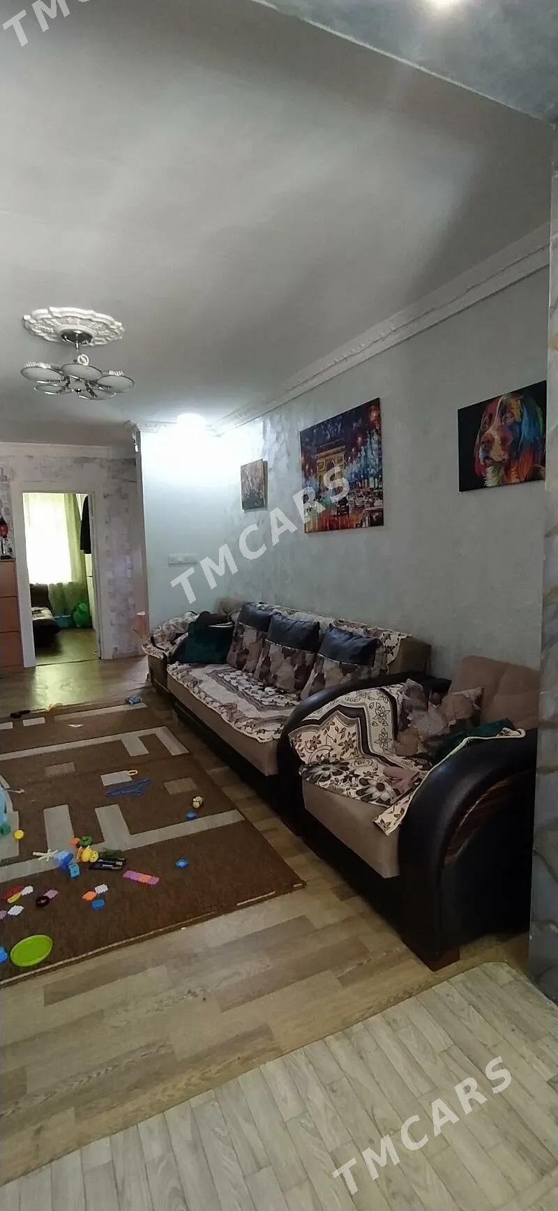 3 mkr 3/3 etaz 3 komnat - 3 мкр - img 2