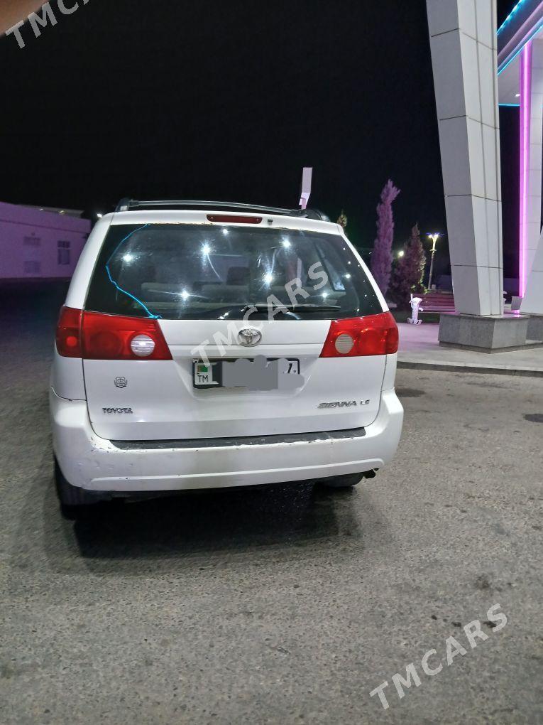 Toyota Sienna 2008 - 190 000 TMT - Daşoguz - img 3