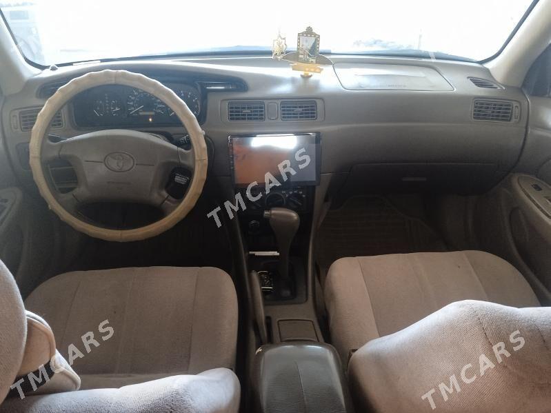 Toyota Camry 1998 - 125 000 TMT - Дянев - img 5