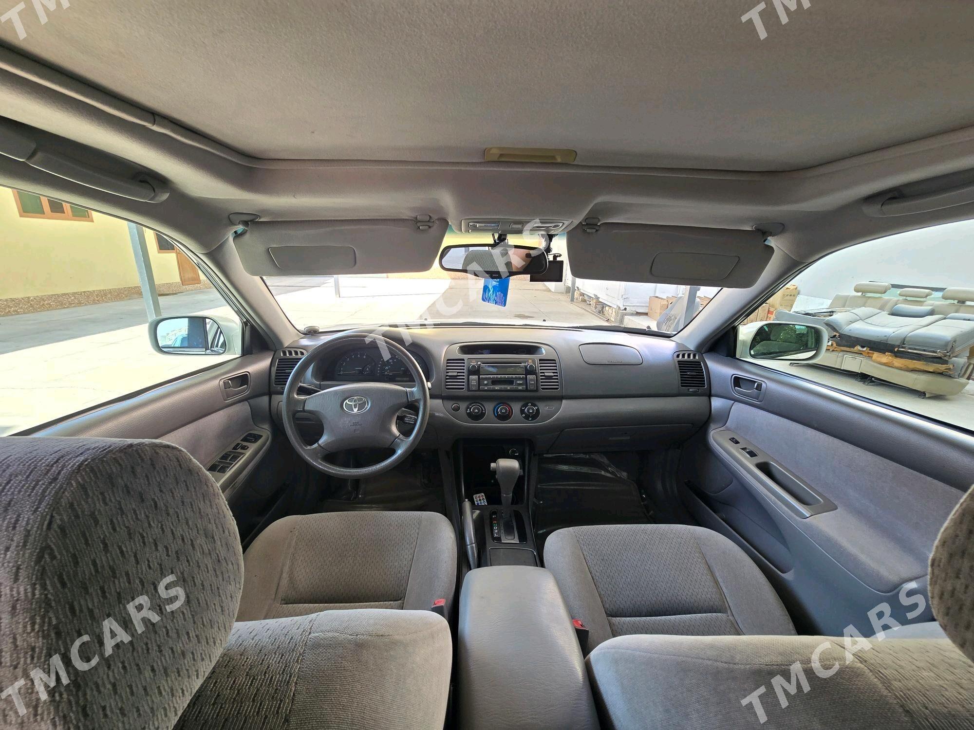 Toyota Camry 2003 - 200 000 TMT - Мары - img 6