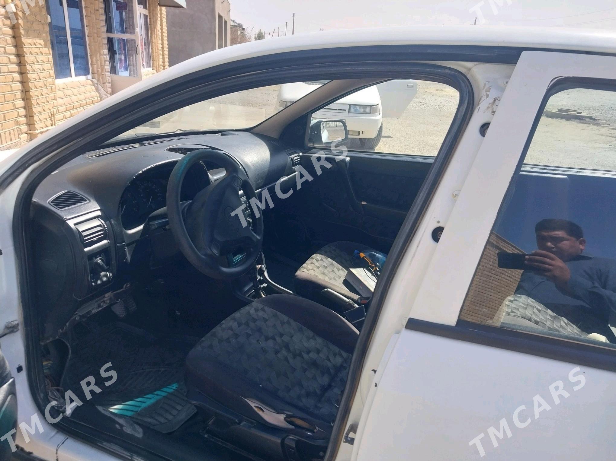 Opel Astra 1998 - 34 000 TMT - Кака - img 3