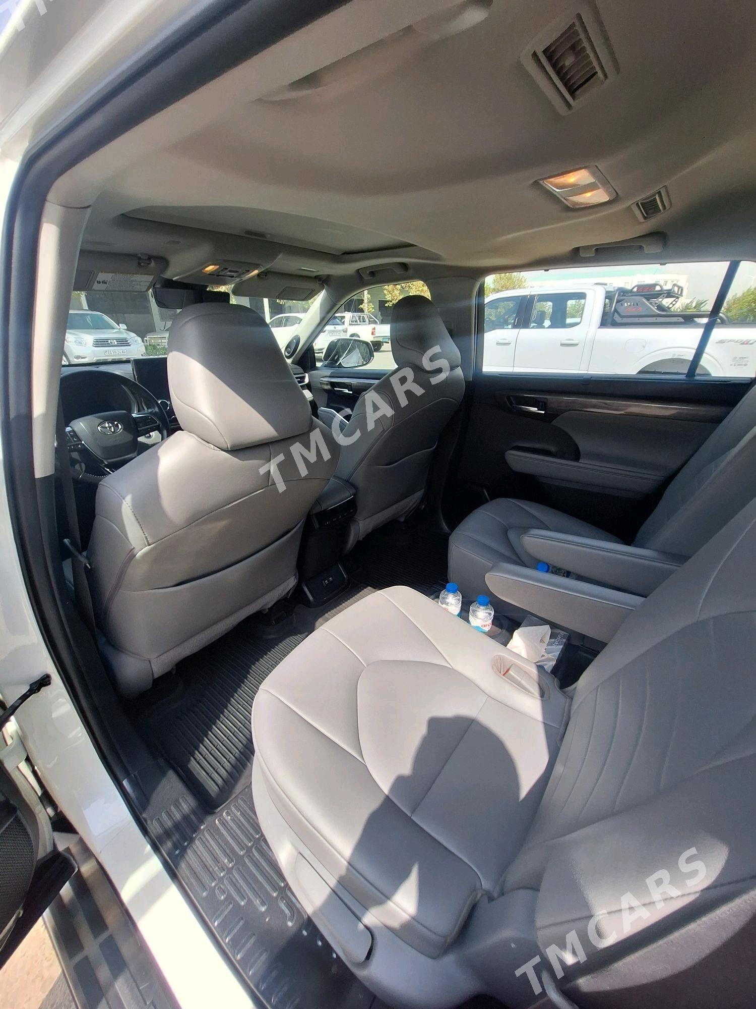 Toyota Highlander 2020 - 600 000 TMT - 30 mkr - img 3