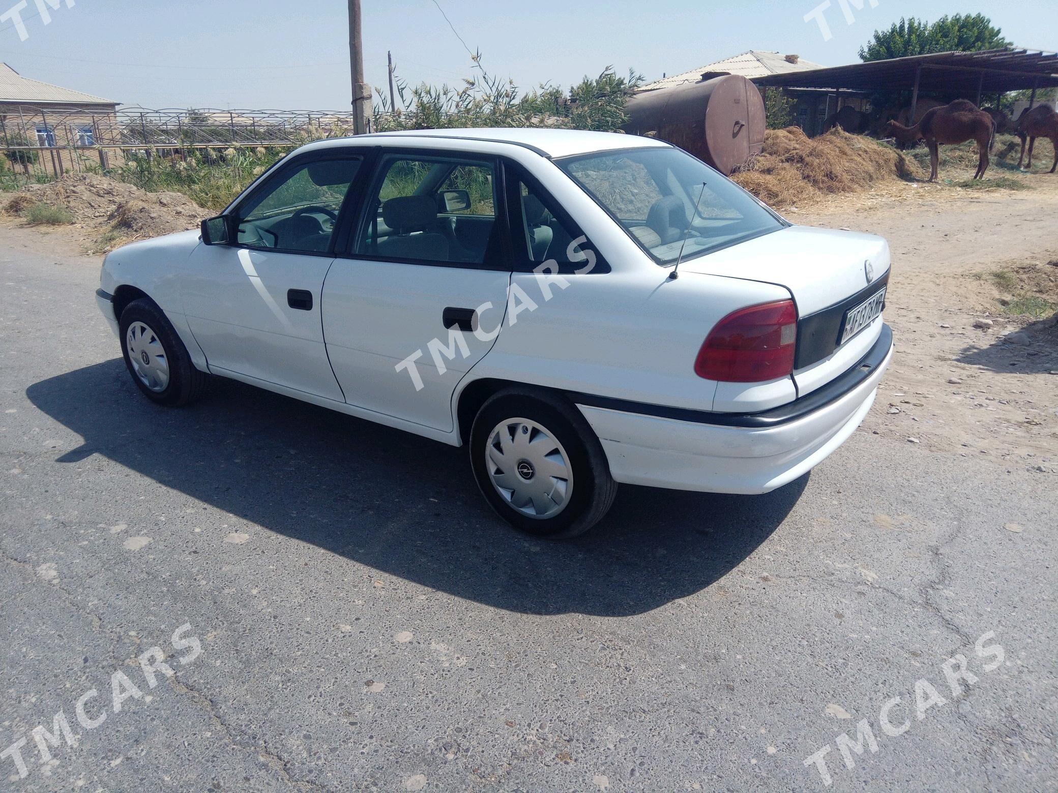Opel Astra 1992 - 29 000 TMT - Мары - img 5
