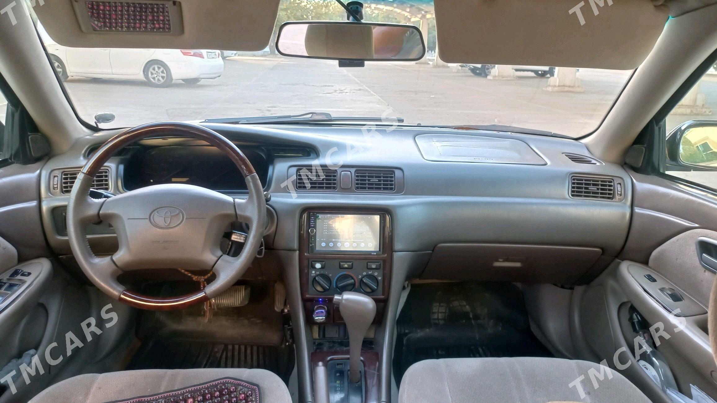 Toyota Camry 2001 - 127 000 TMT - Baýramaly - img 4