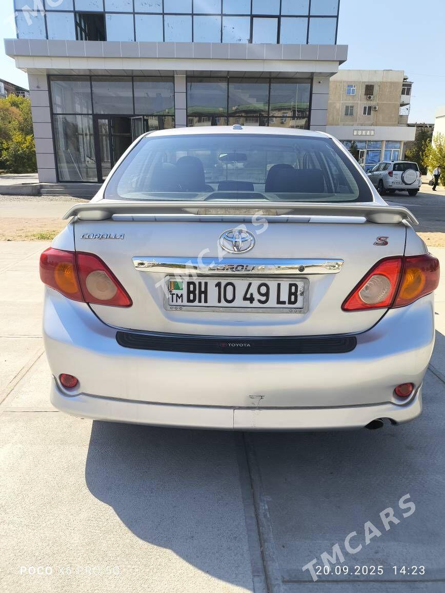 Toyota Corolla 2010 - 150 000 TMT - Türkmenabat - img 2