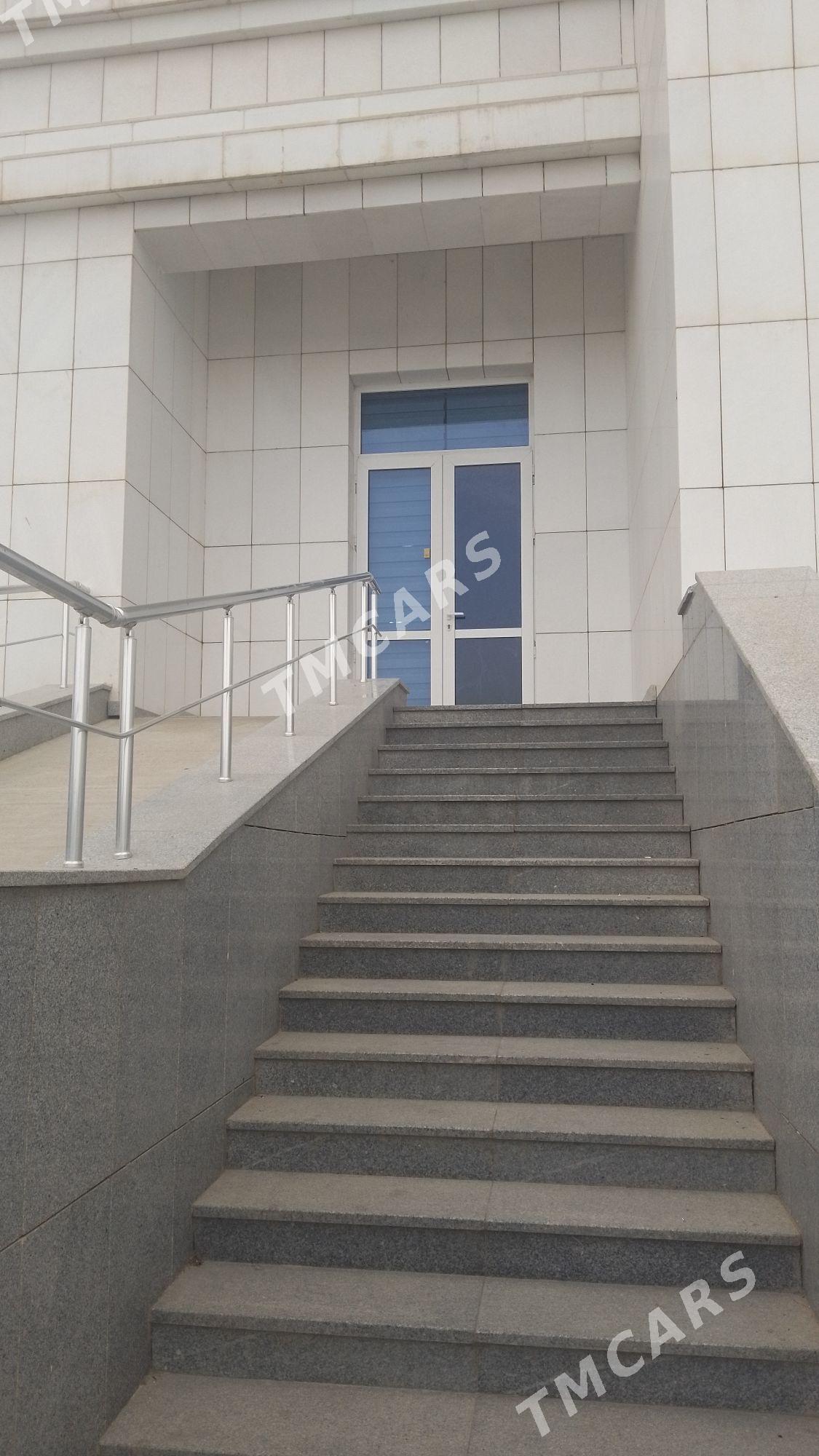 240m² pomişenye Moskowski - Ашхабад - img 5