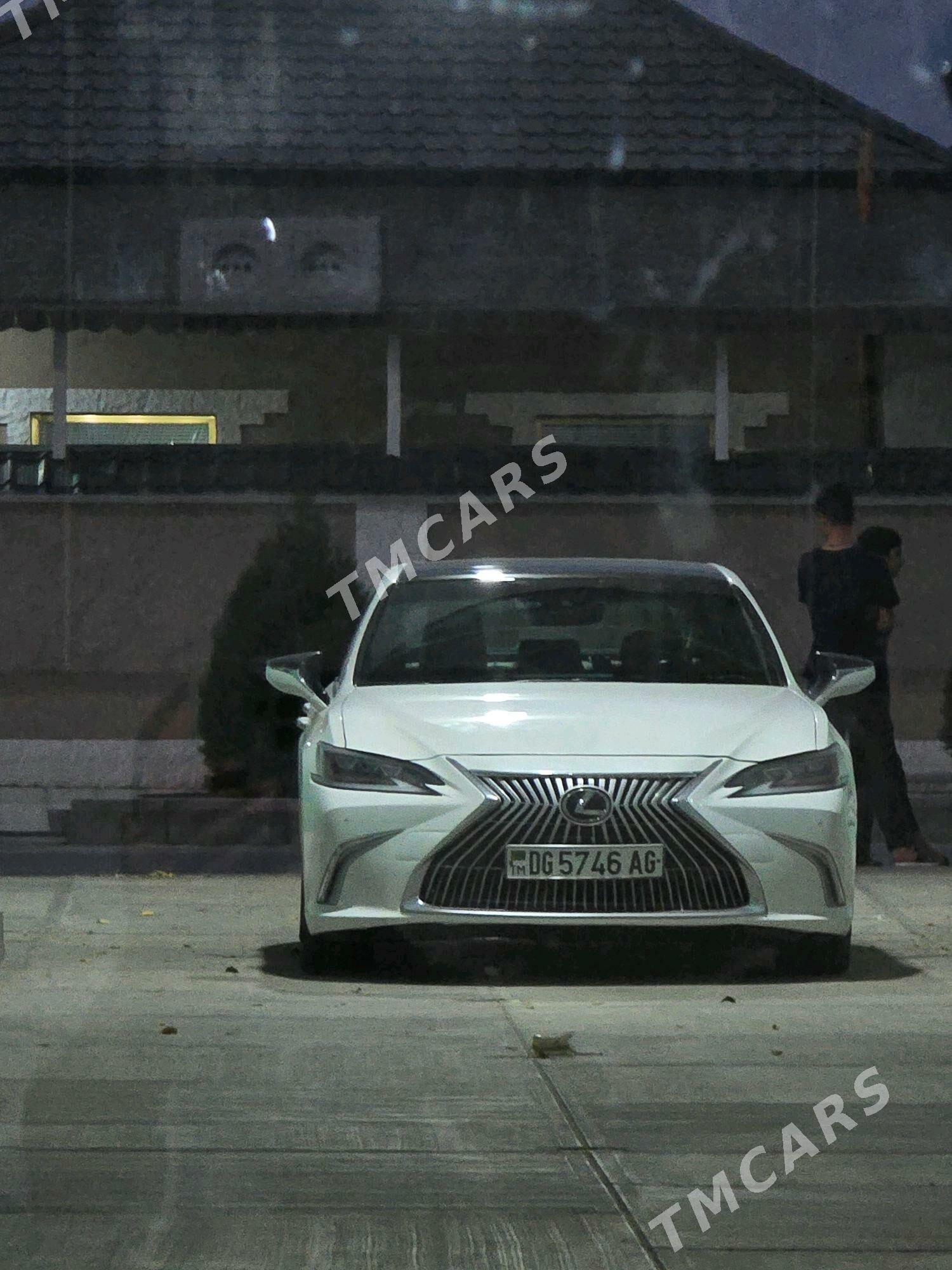Lexus ES 350 2019 - 546 000 TMT - Büzmeýin - img 2