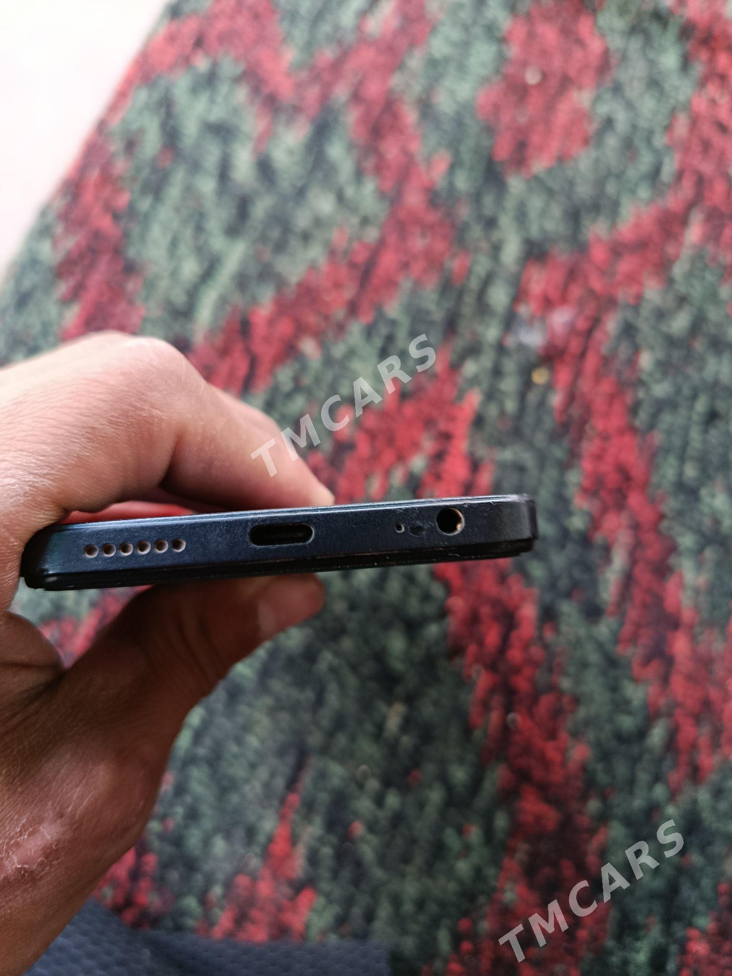 Tecno spark go 2024 - Гурбансолтан Едже - img 7