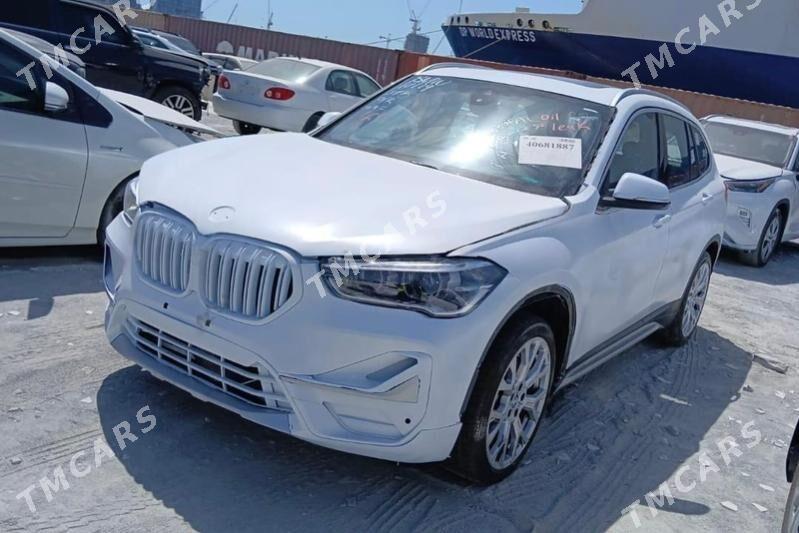 BMW X1 2021 - 300 000 TMT - Ашхабад - img 4