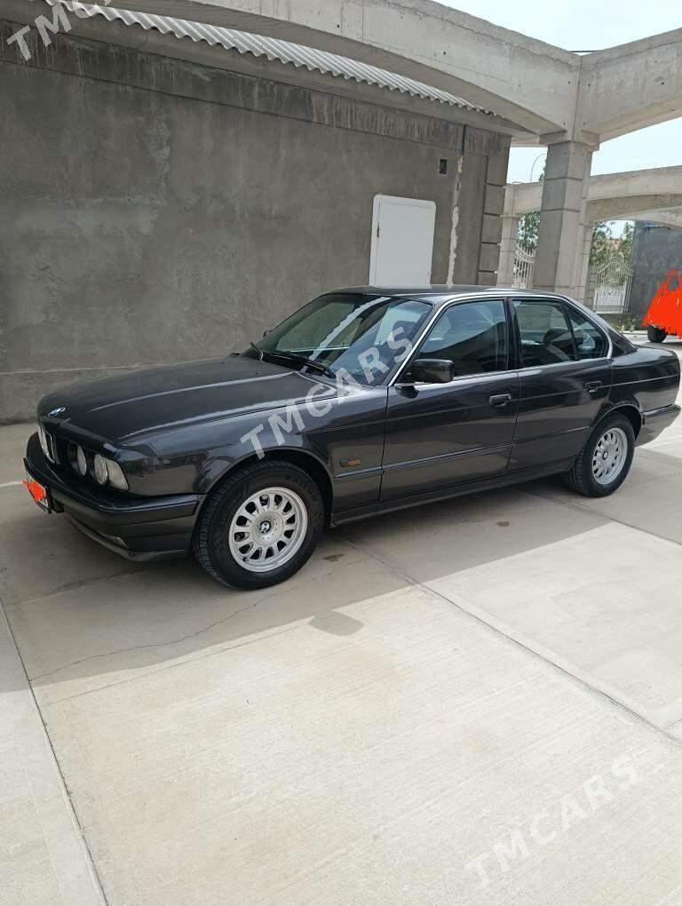 BMW E34 1993 - 90 000 TMT - Балканабат - img 2