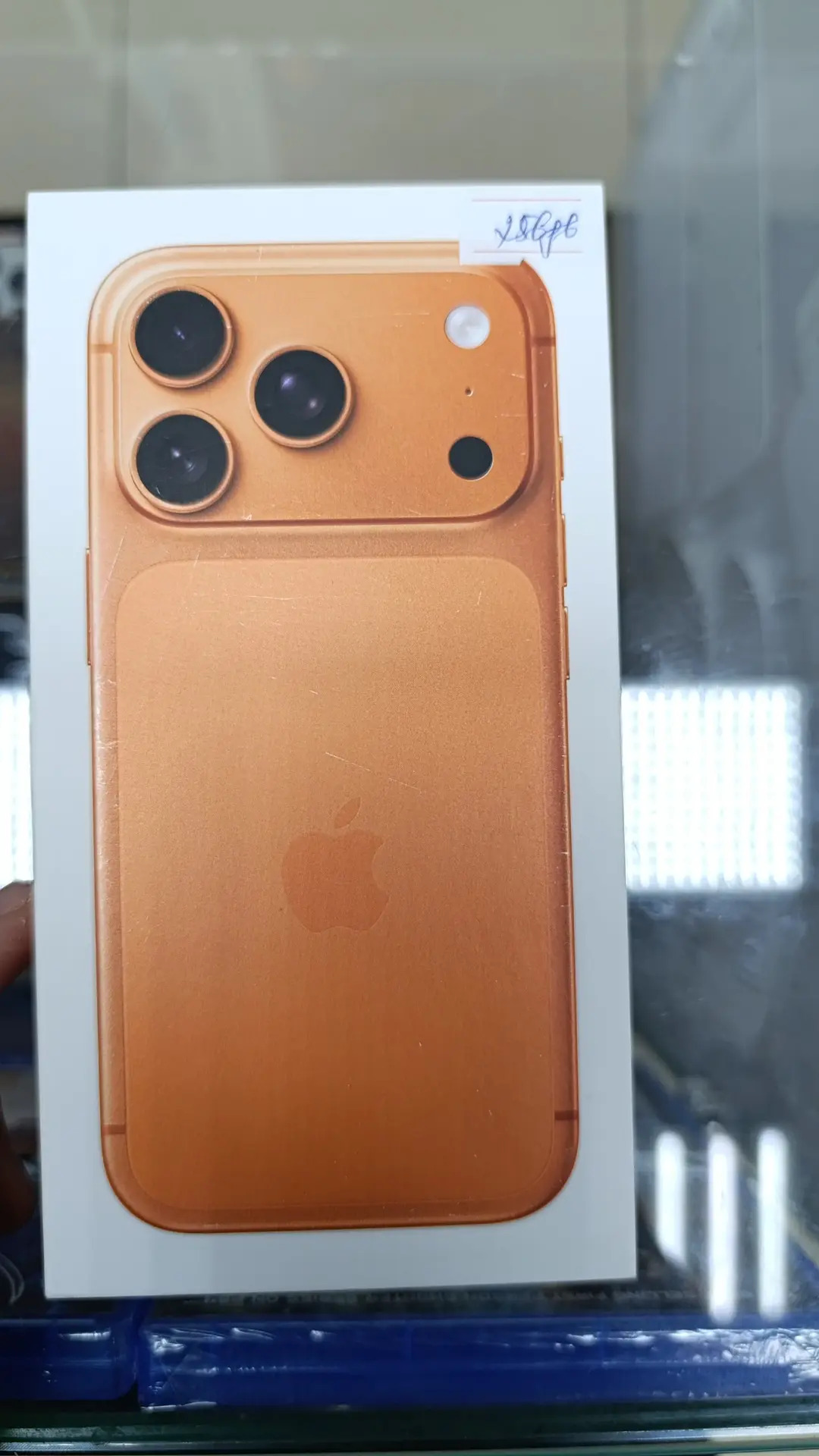 iPhone 17,pro,max - Garaşsyzlygyň 15 ýyllygy Söwda Merkezi - img 2