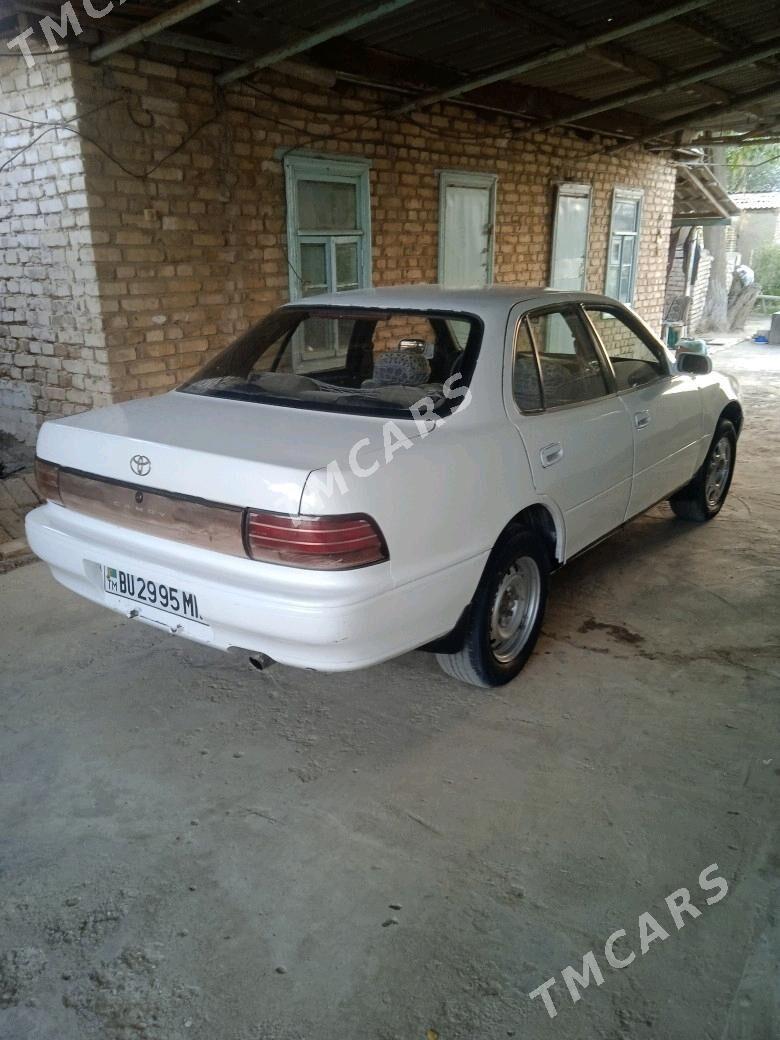 Toyota Camry 1993 - 40 000 TMT - Байрамали - img 3