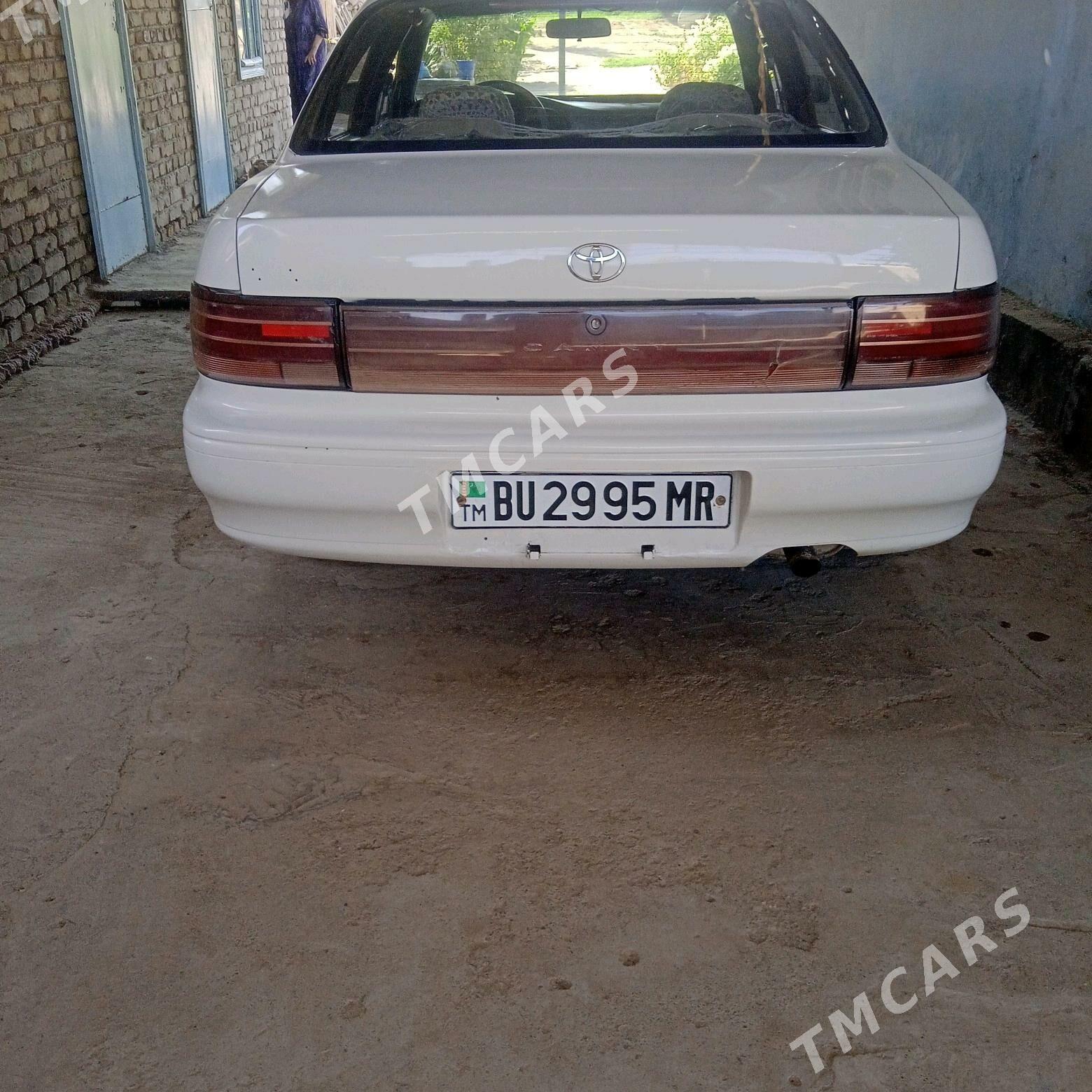 Toyota Camry 1993 - 40 000 TMT - Байрамали - img 4