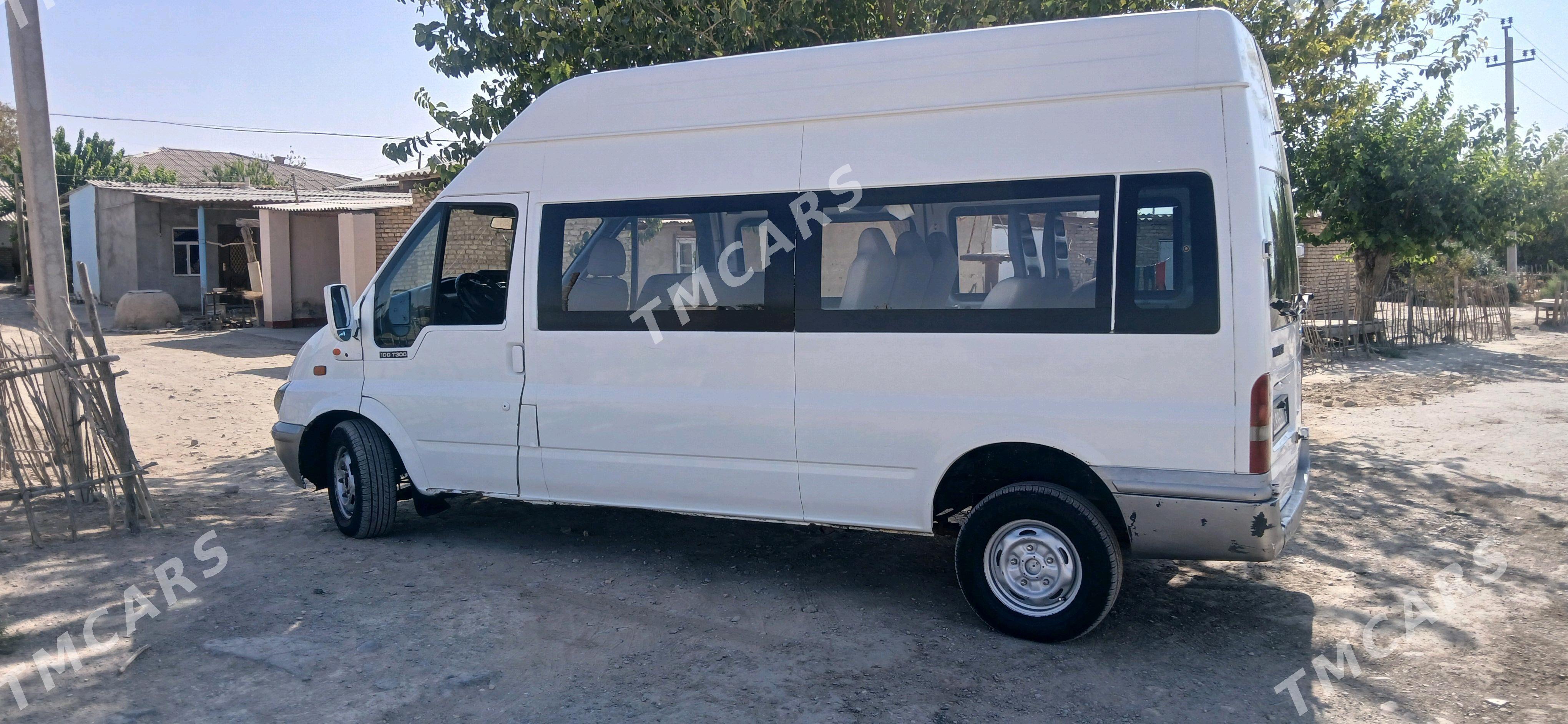 Toyota Hiace 2002 - 100 000 TMT - Туркменгала - img 2