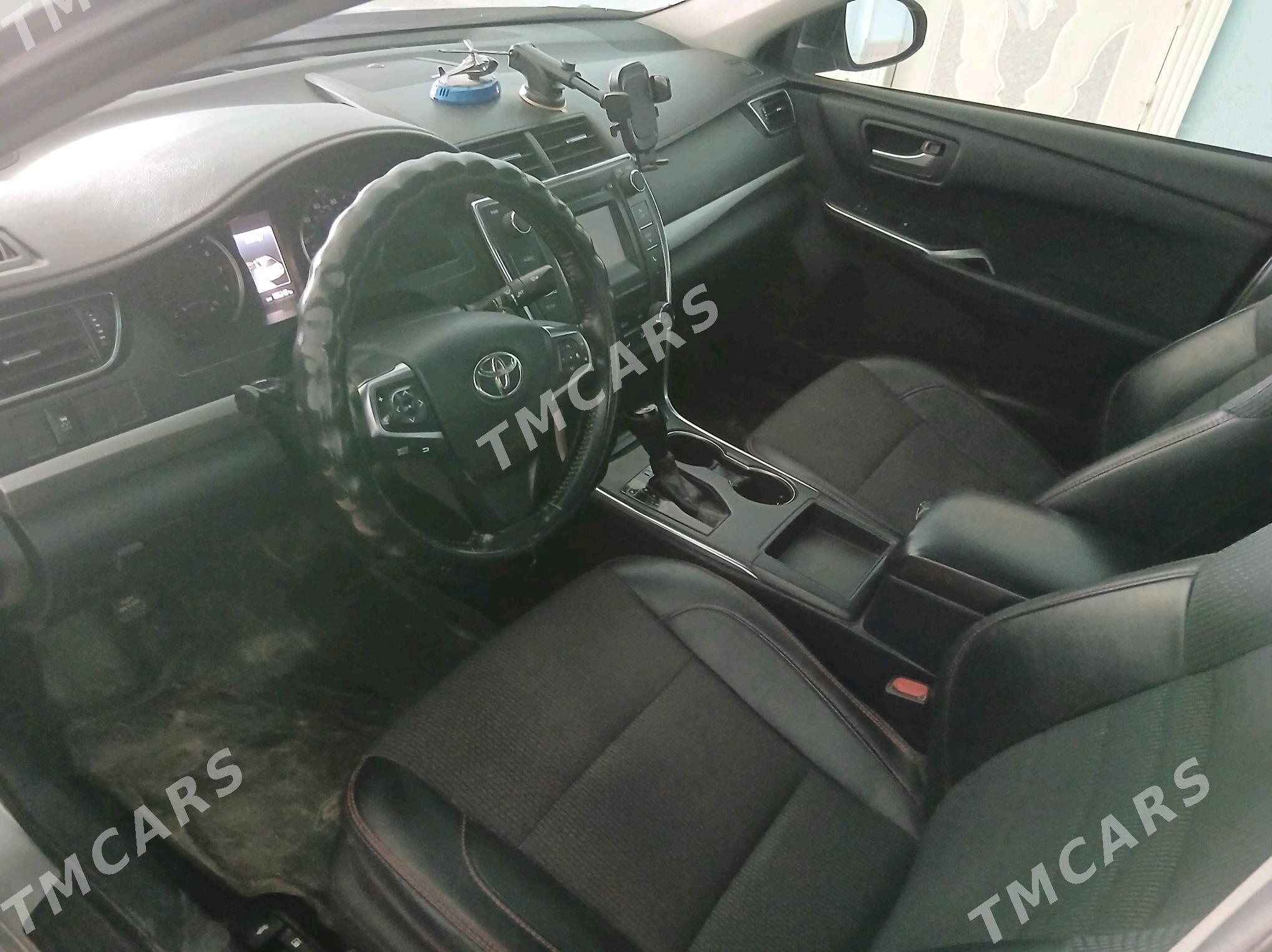 Toyota Camry 2016 - 250 000 TMT - Достлук - img 3