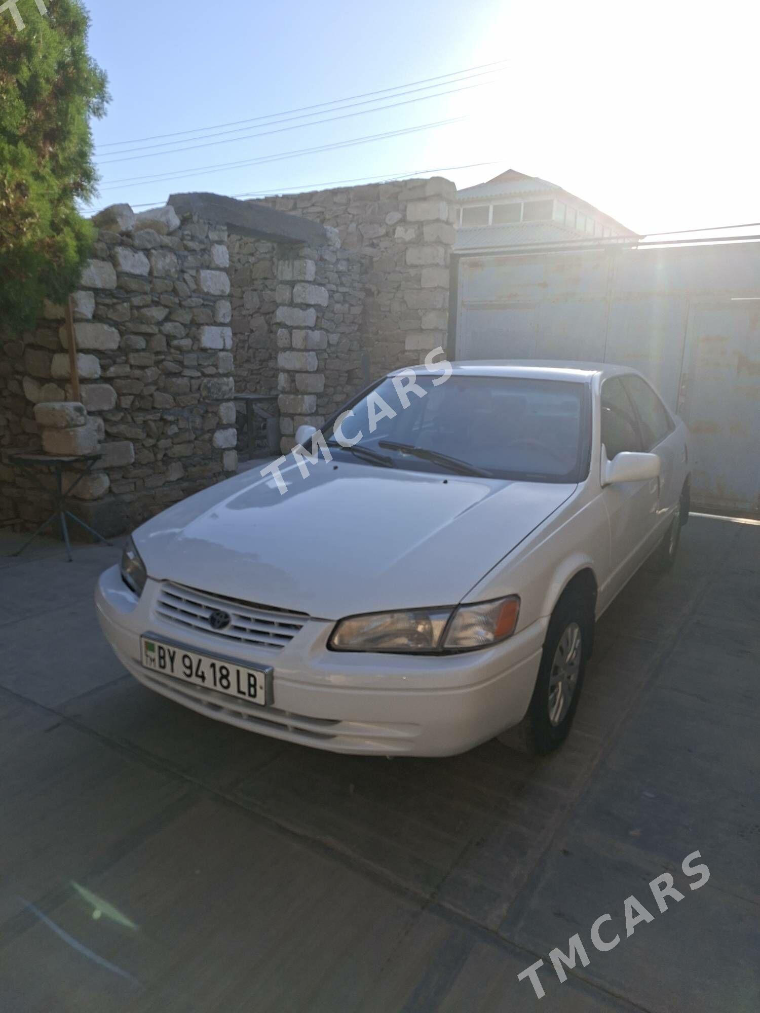 Toyota Camry 1999 - 120 000 TMT - Магданлы - img 2