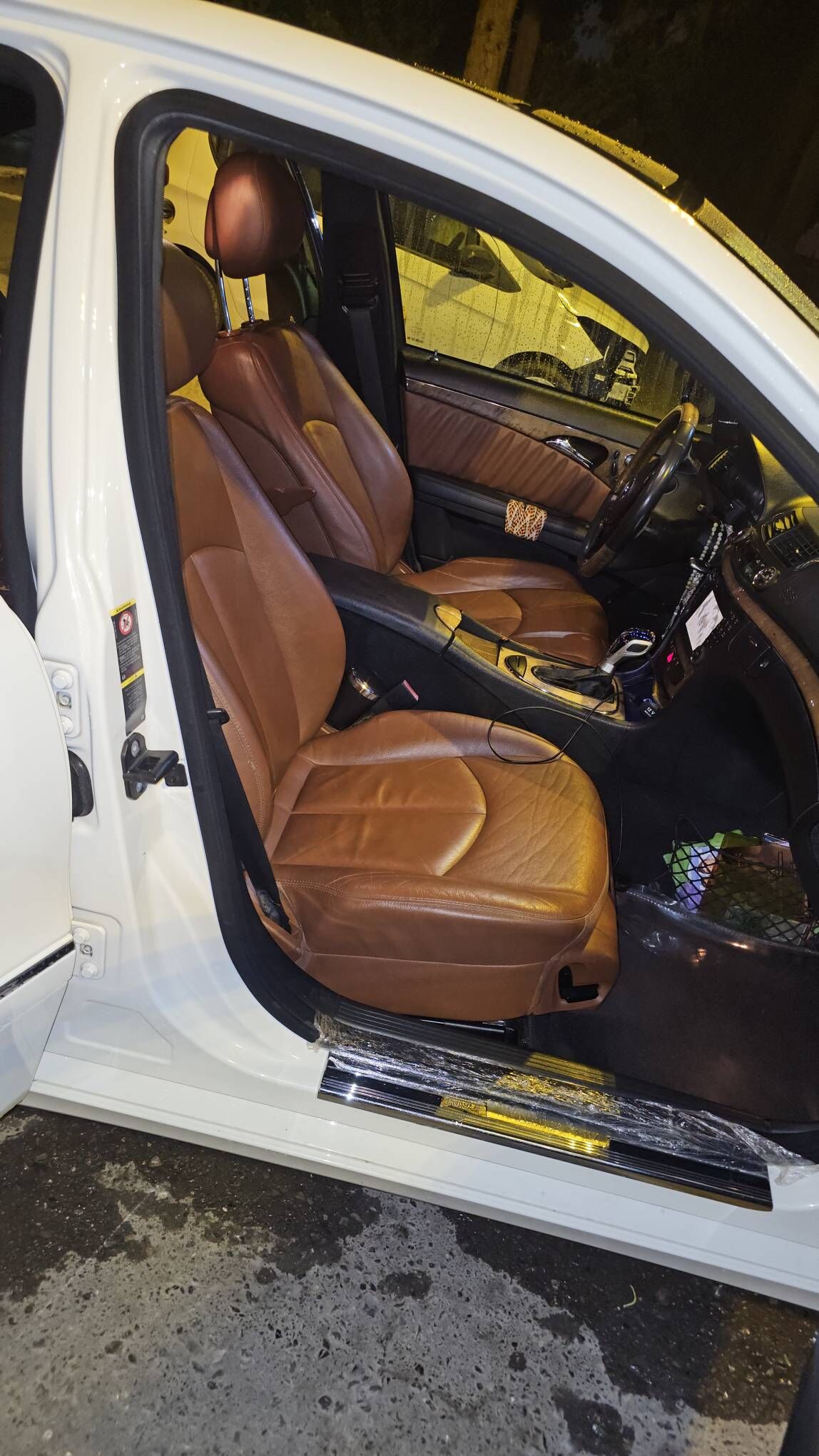 Mercedes-Benz E350 2009 - 300 000 TMT - Bedew - img 10