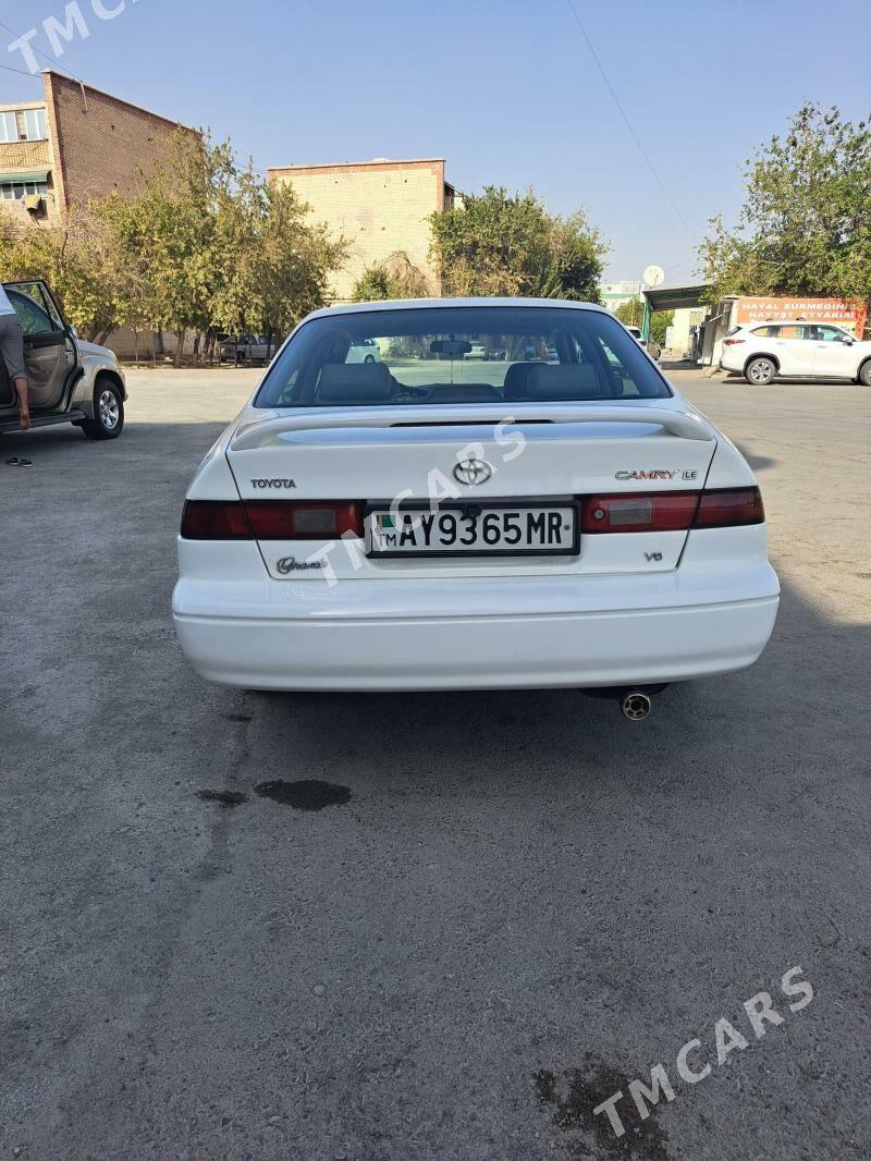 Toyota Camry 1997 - 130 000 TMT - Мары - img 6