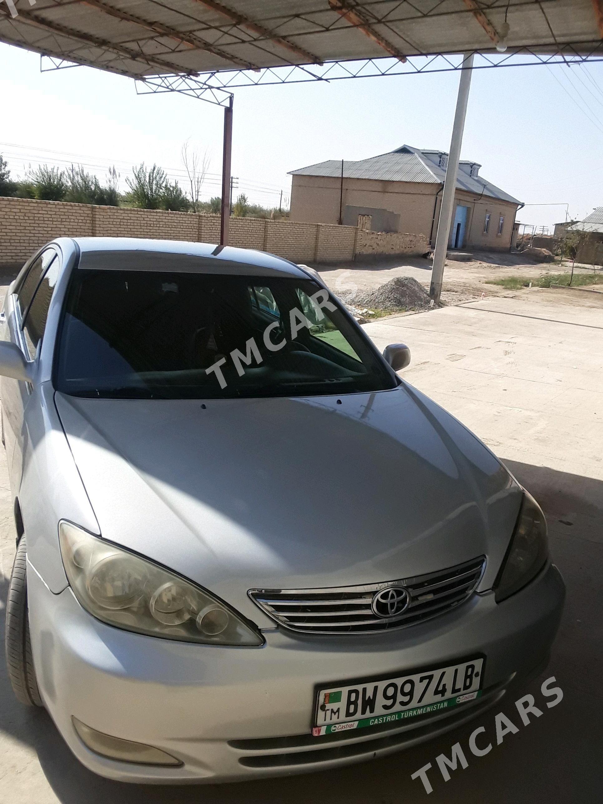 Toyota Camry 2005 - 160 000 TMT - Дянев - img 2