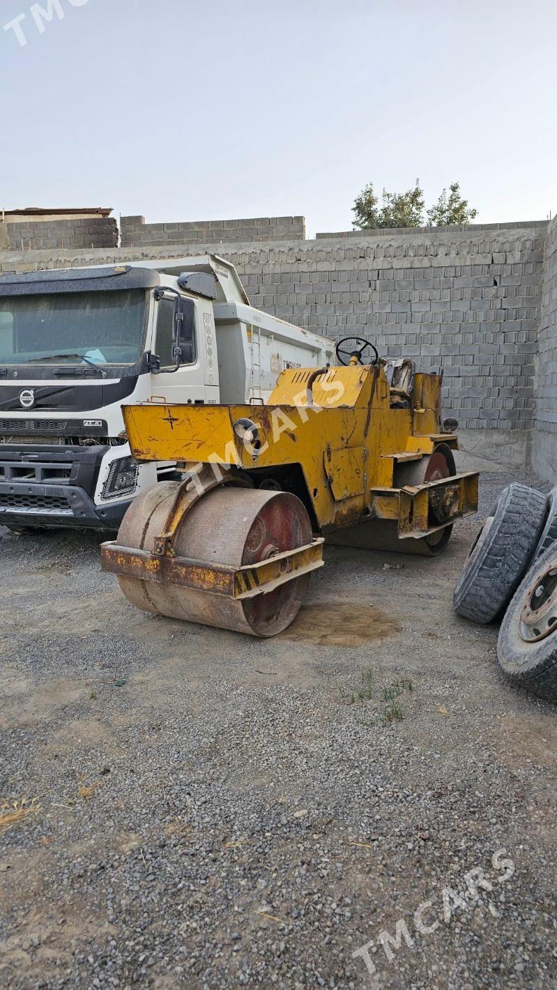 MTZ T-28 1992 - 80 000 TMT - Ашхабад - img 1