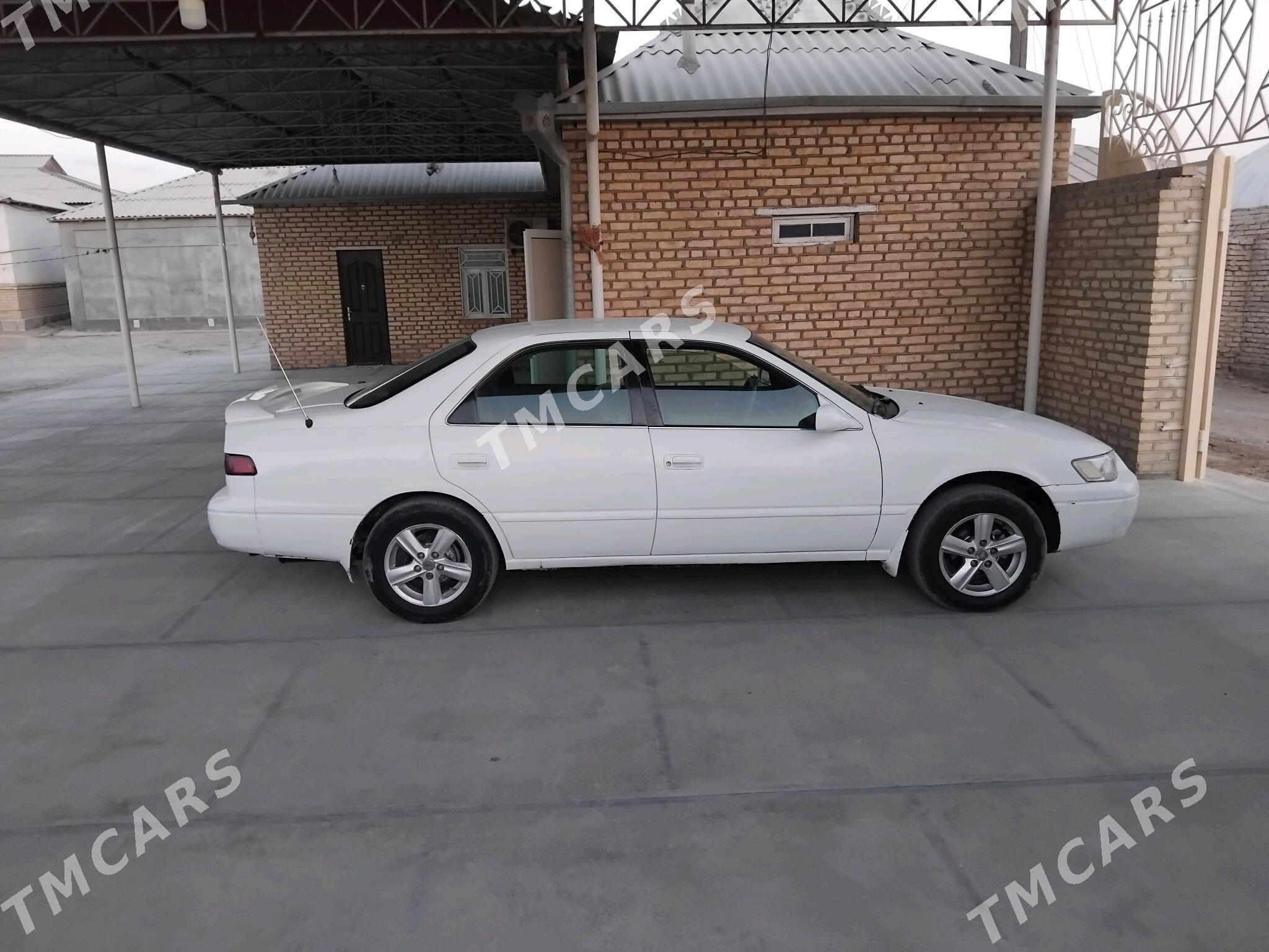 Toyota Camry 1998 - 120 000 TMT - Mary - img 3