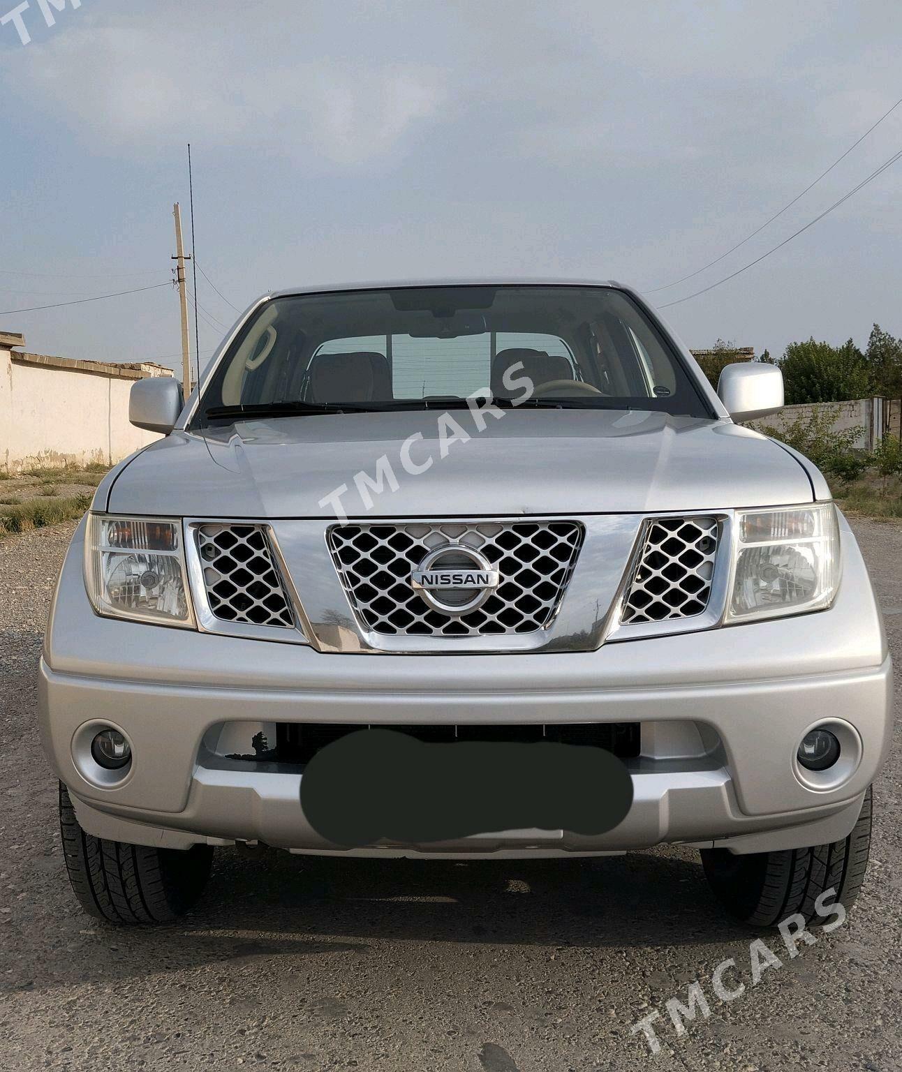 Nissan Navara 2014 - 220 000 TMT - Gyzylarbat - img 4