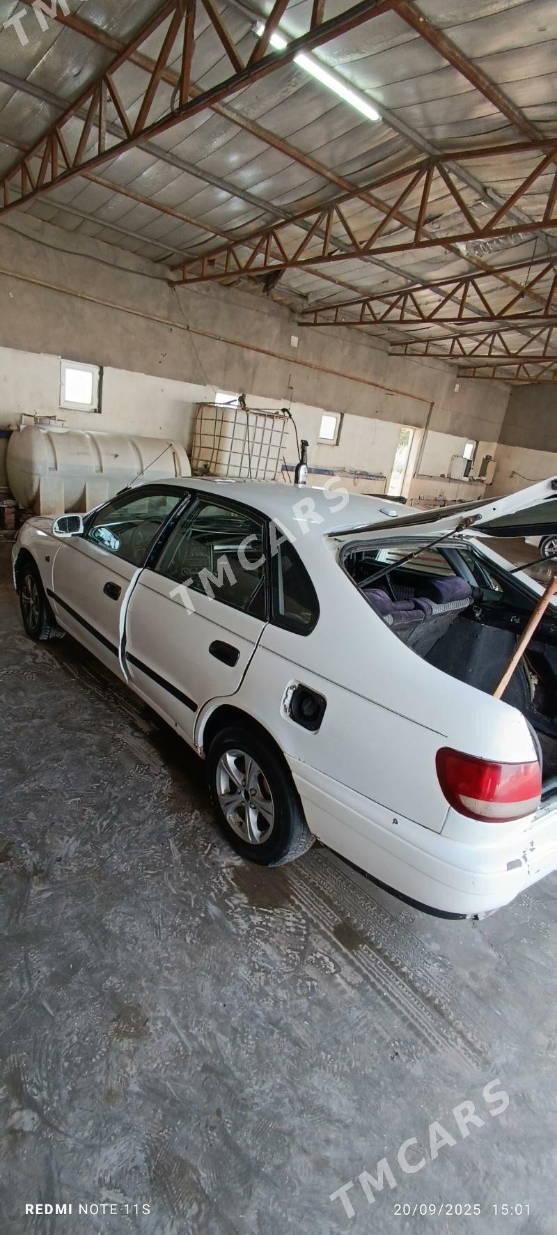 Toyota Carina 1994 - 54 000 TMT - Дашогуз - img 4