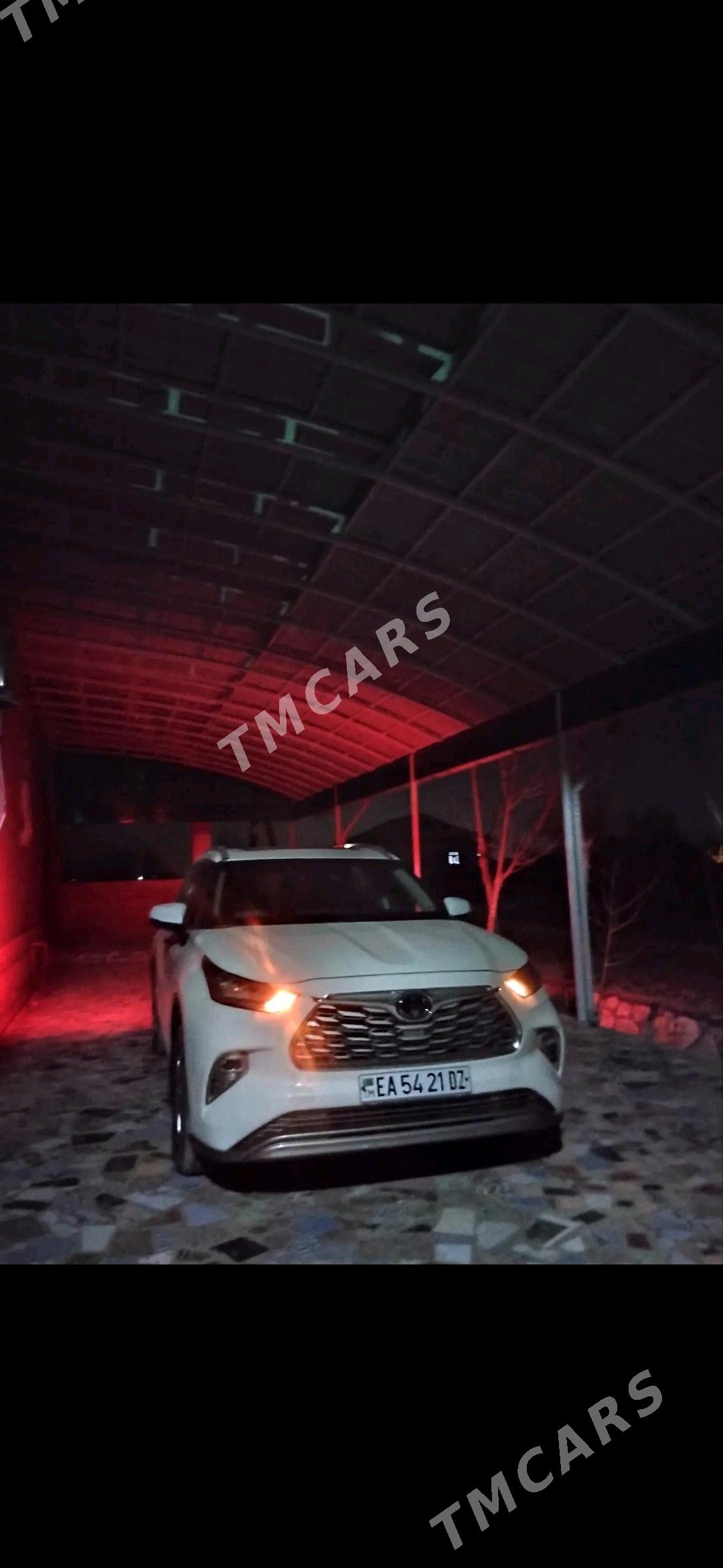 Toyota Highlander 2020 - 510 000 TMT - Кёнеургенч - img 4