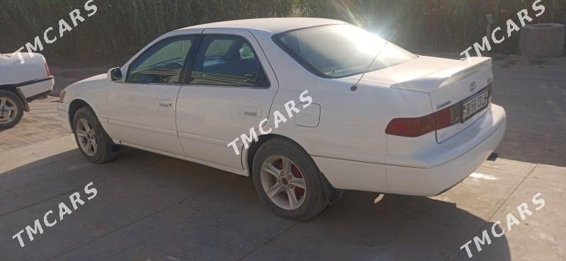 Toyota Camry 2001 - 100 000 TMT - Фарап - img 4