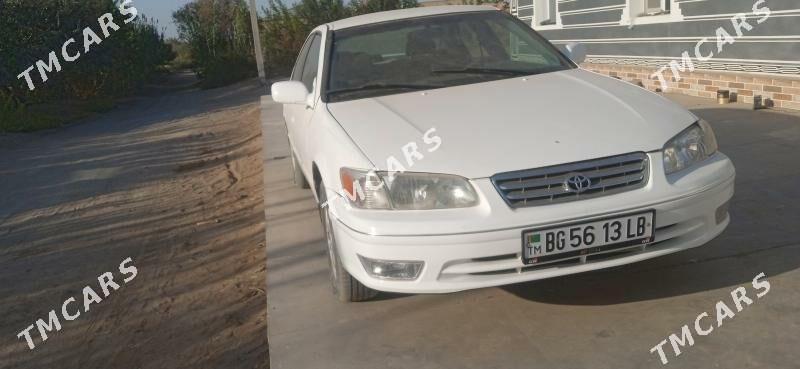 Toyota Camry 2001 - 100 000 TMT - Фарап - img 3